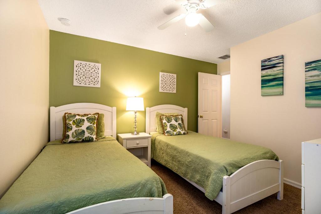 Disney Area Villa South-Facing Pool and Spa Game Room