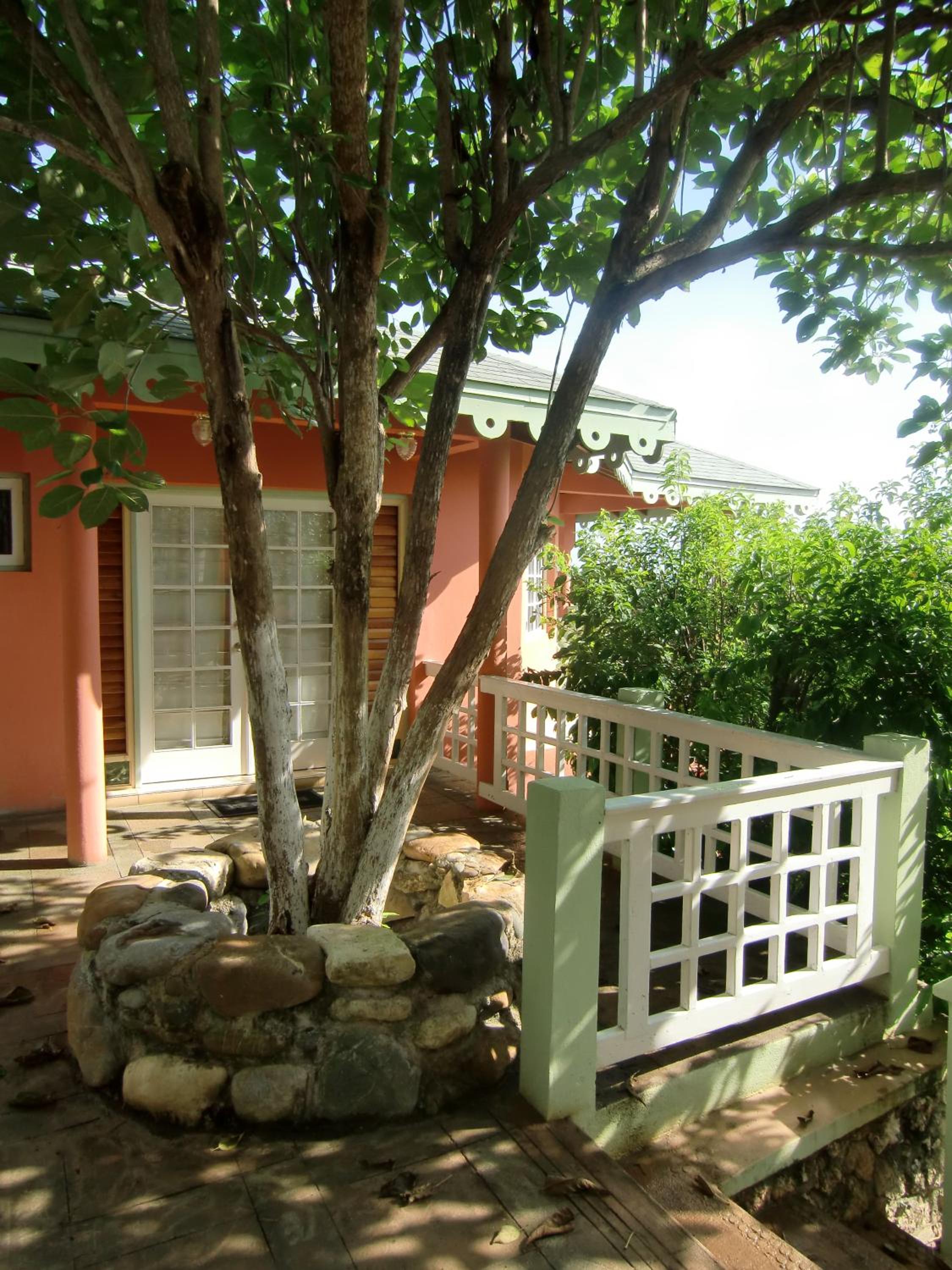 Pimento Lodge Resort