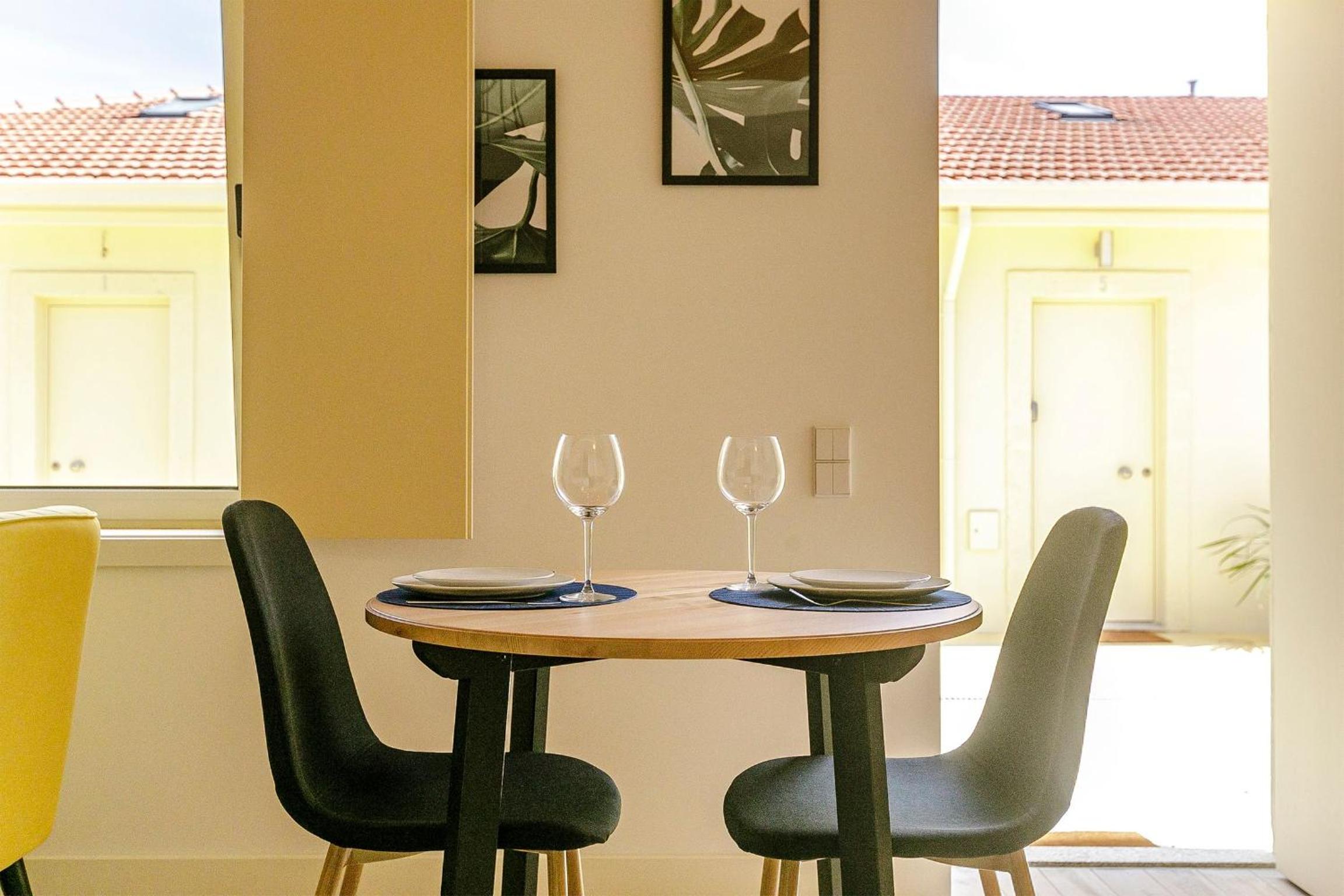 Vila Burgães by LovelyStay view 3