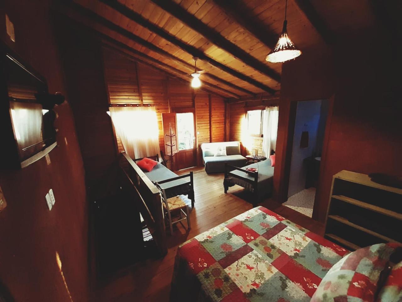 Villa Josefa - Cabanas completas com piscina e churrasqueira