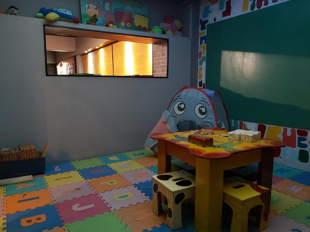 children's play area
