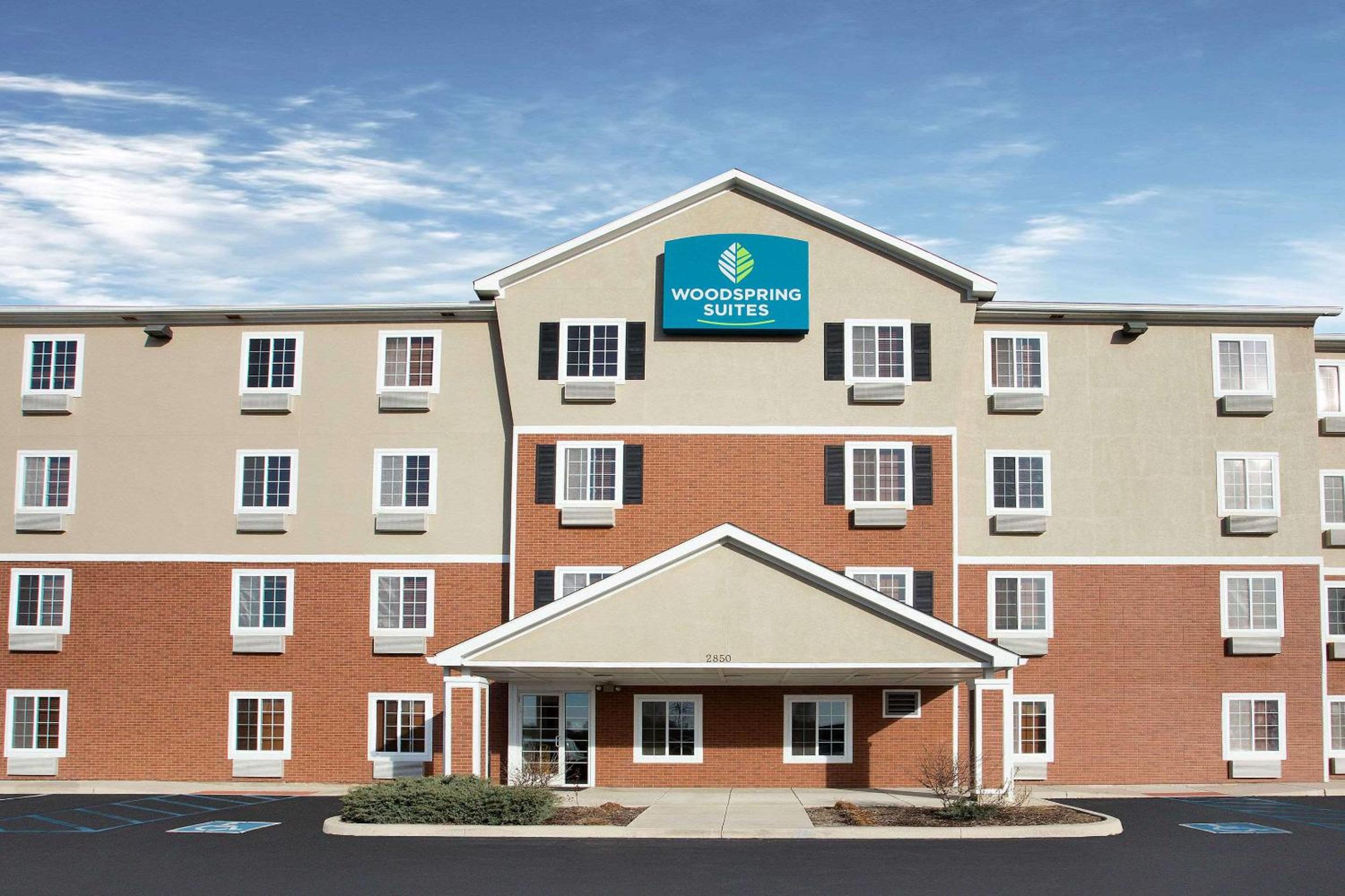 Hotel WoodSpring Suites Fort Wayne - Image 1