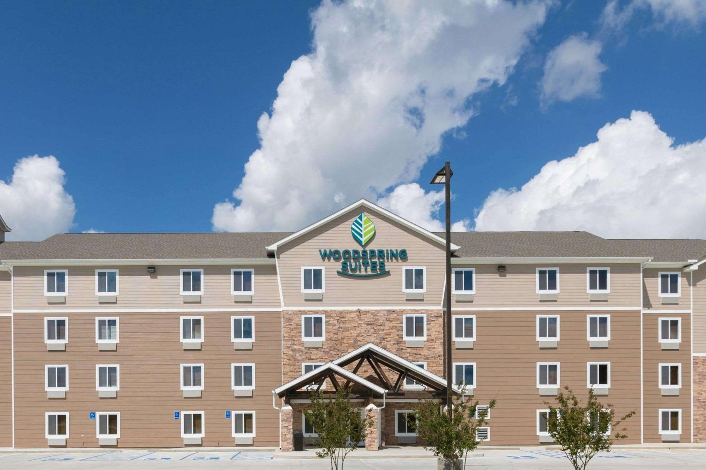 Hotel WoodSpring Suites Lafayette - Image 1