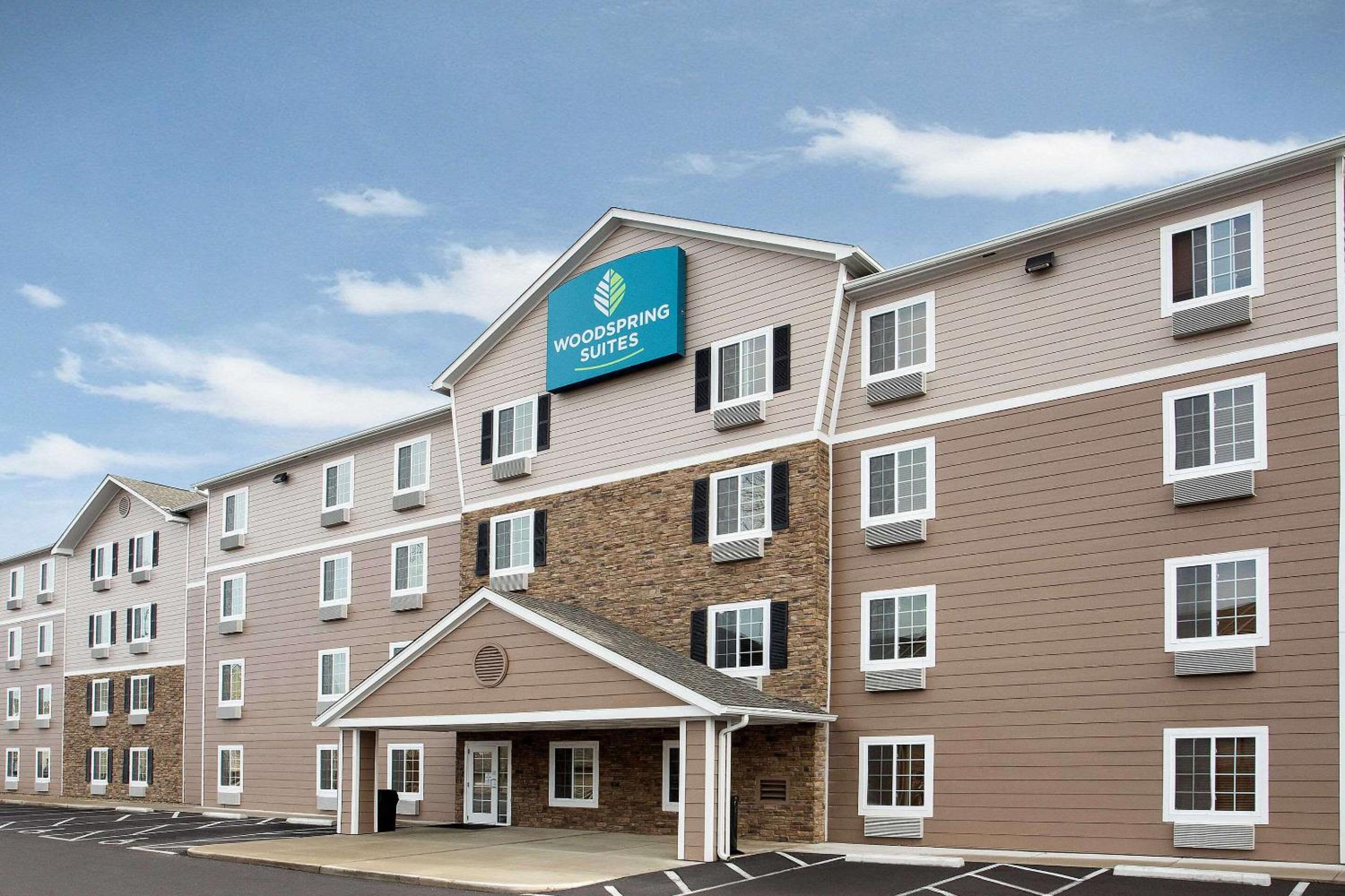Hotel WoodSpring Suites Columbus North I-270
