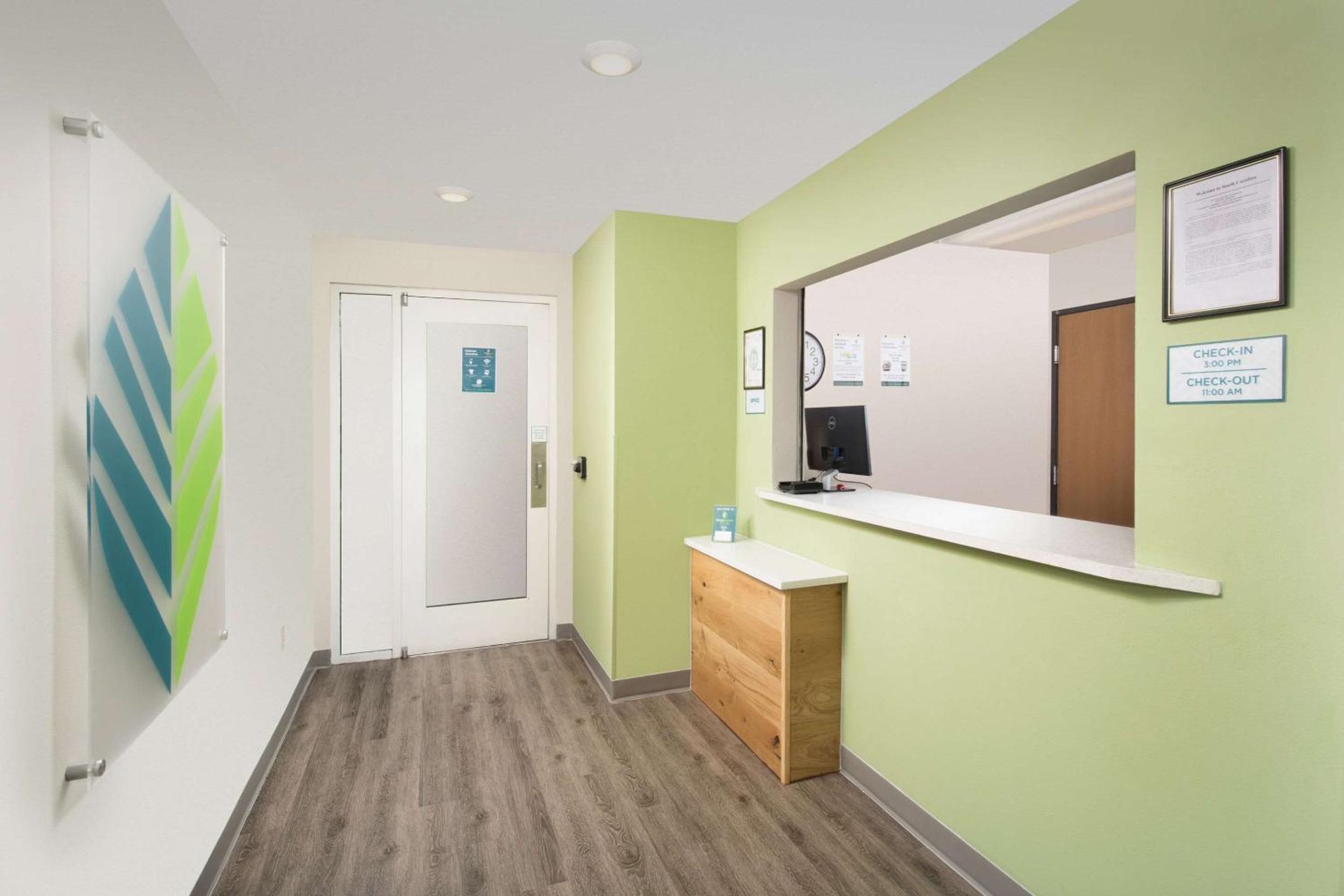 WoodSpring Suites Columbia Fort Jackson