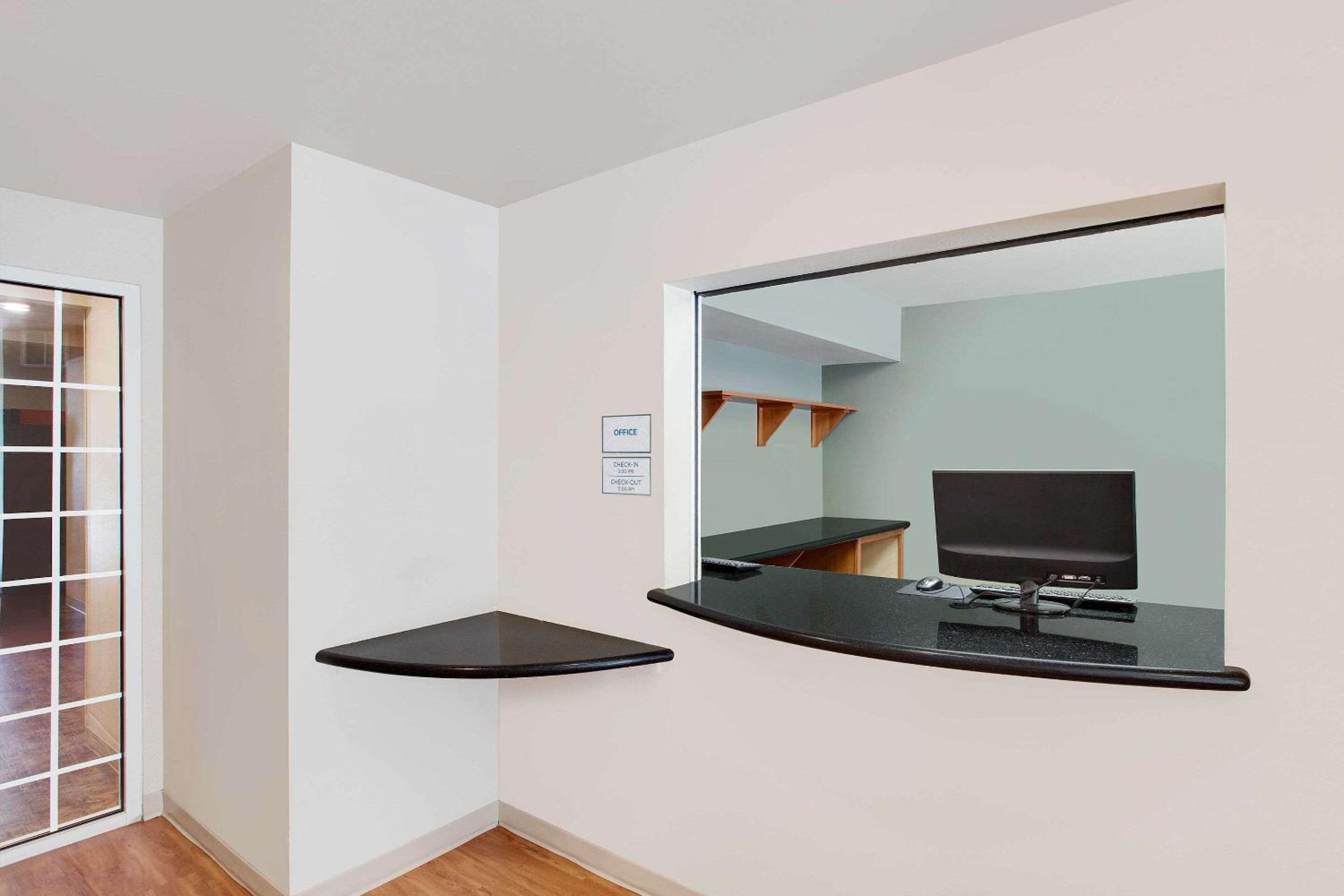 Lake Charles Vacations - WoodSpring Suites Lake Charles - Property Image 2