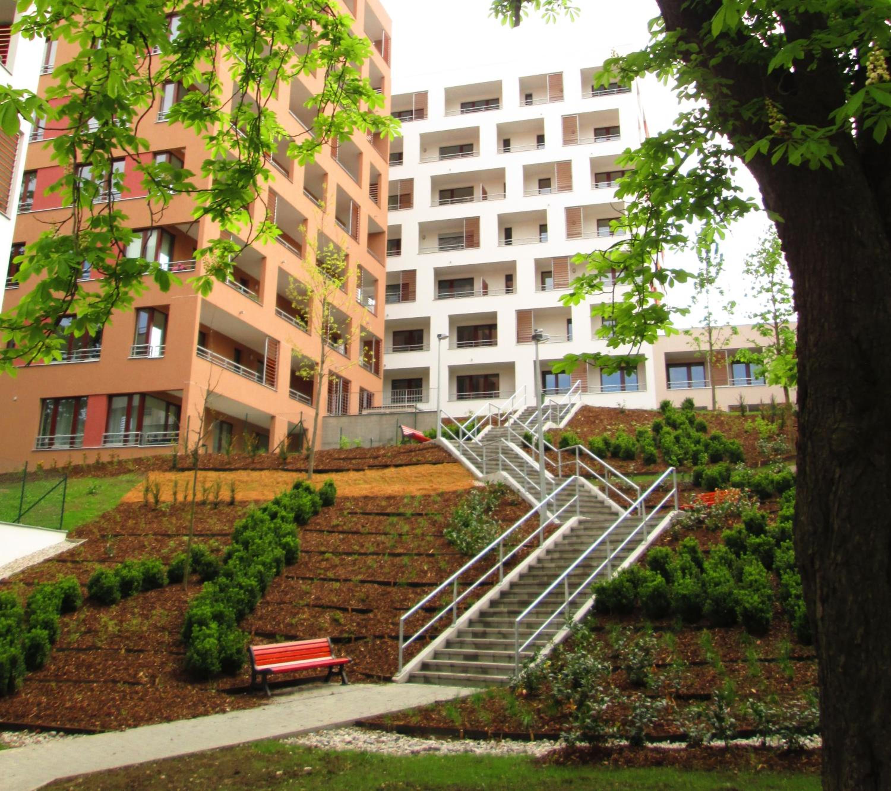 Leongargt Apartments