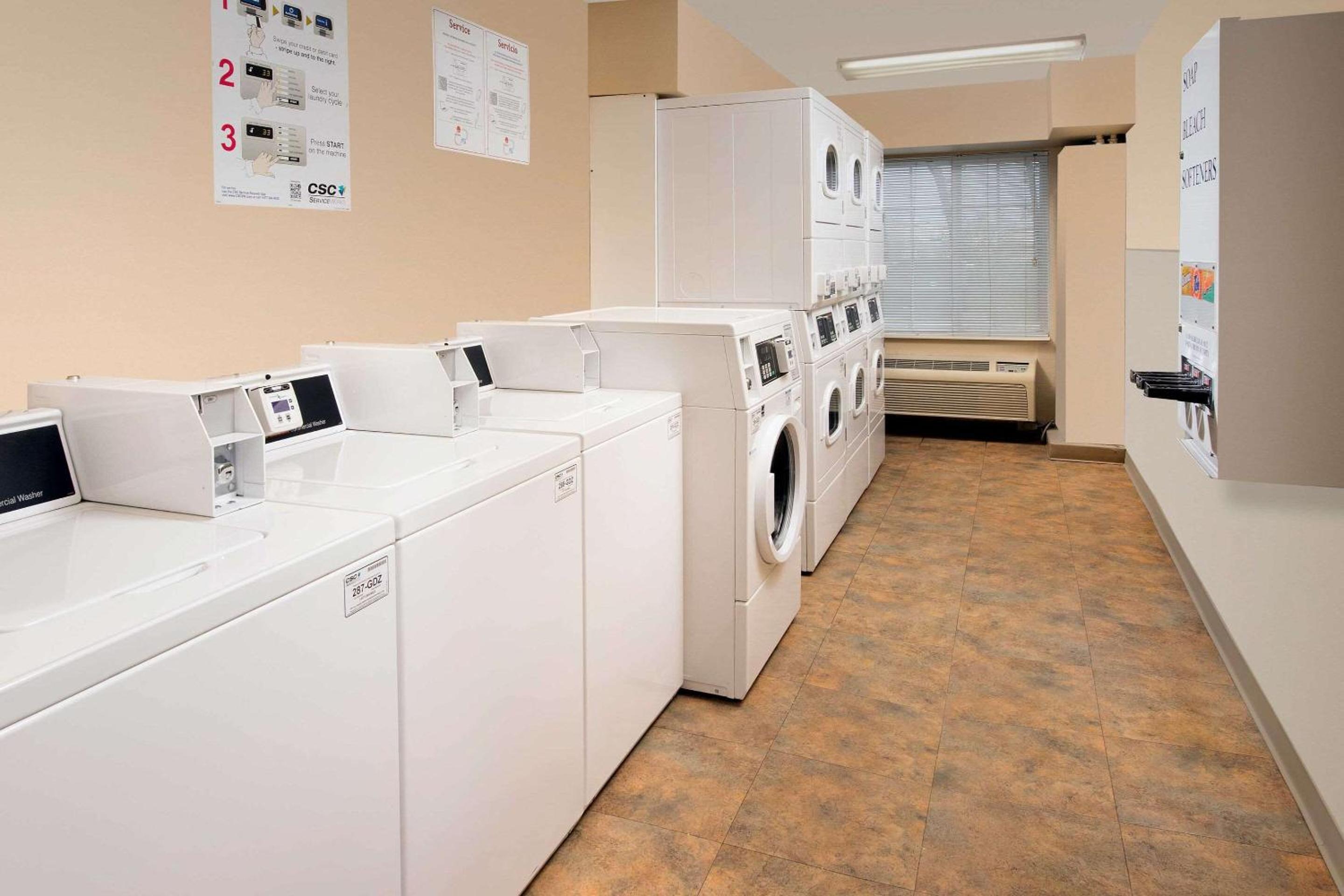WoodSpring Suites Waco near University