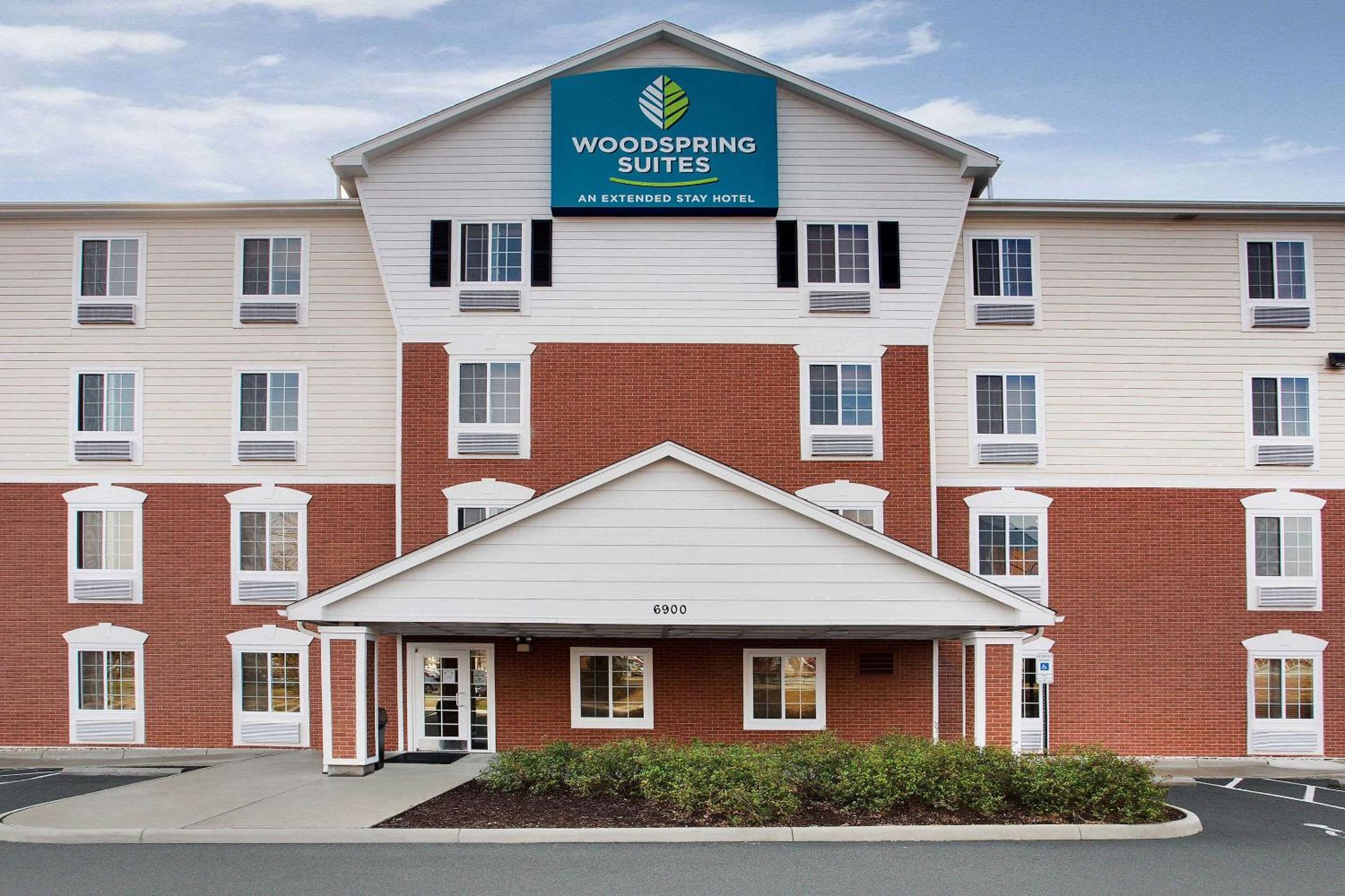 Hotel WoodSpring Suites Richmond West I-64 - Image 1