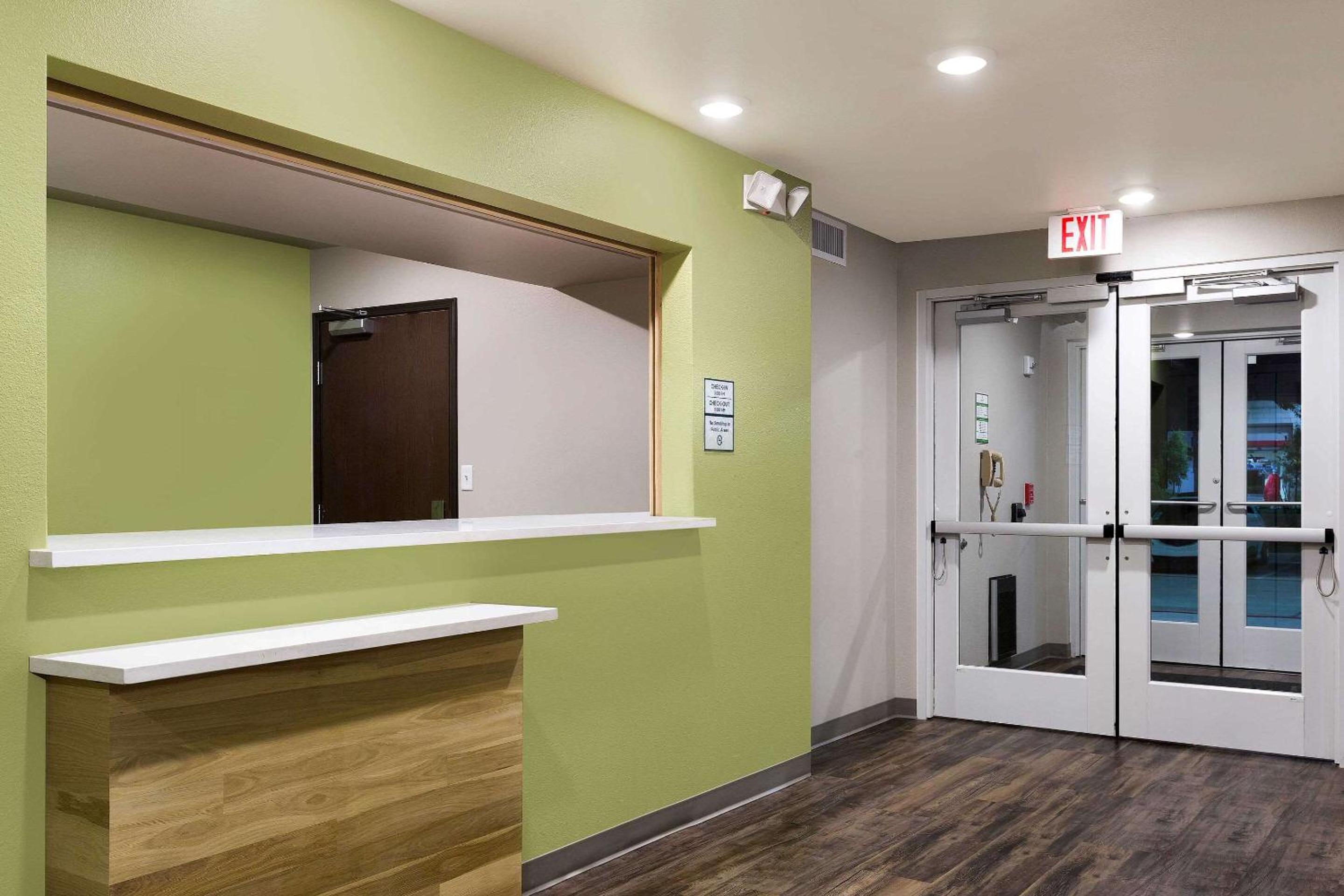 Woodspring Suites Houston IAH Airport