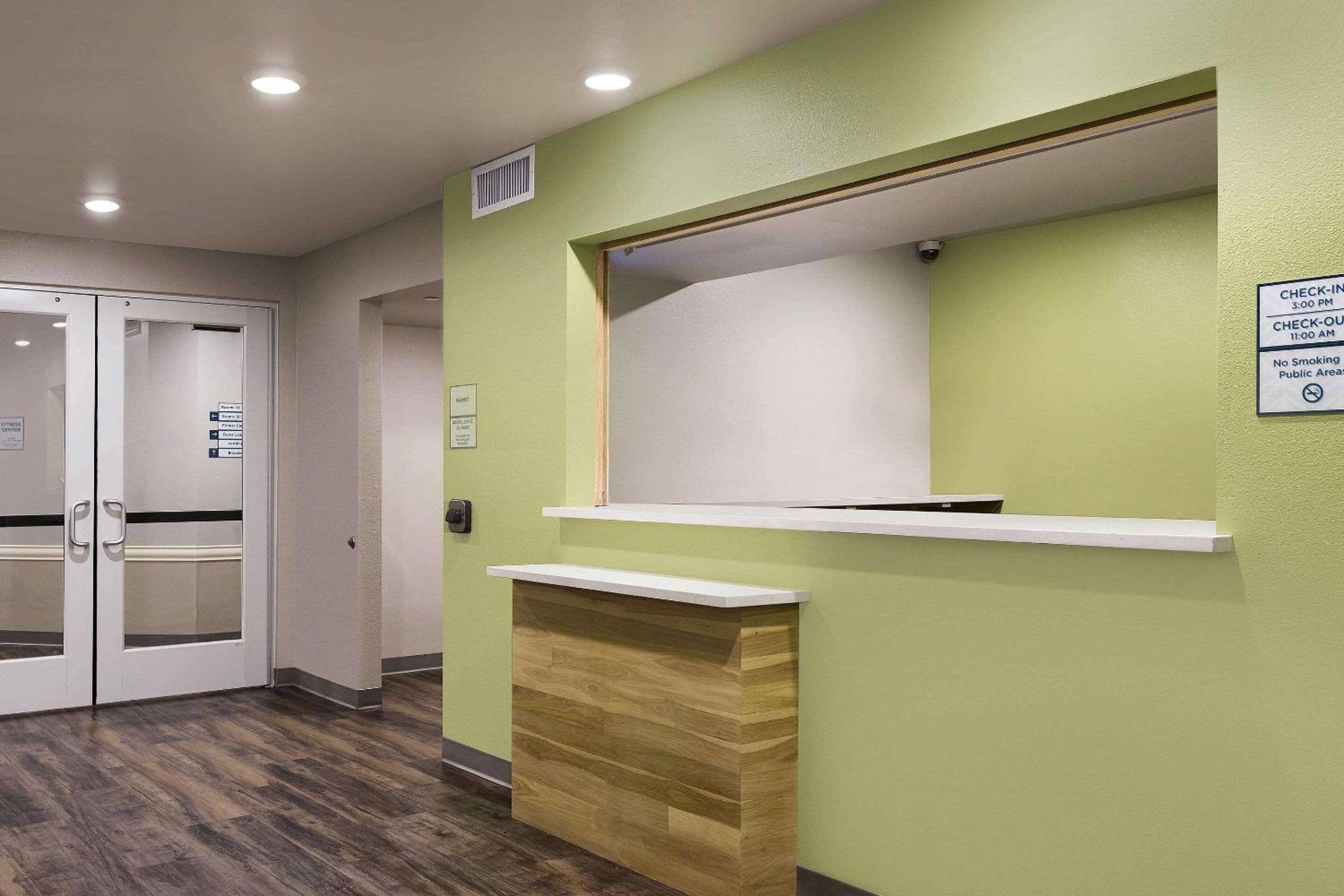 Woodspring Suites Houston IAH Airport