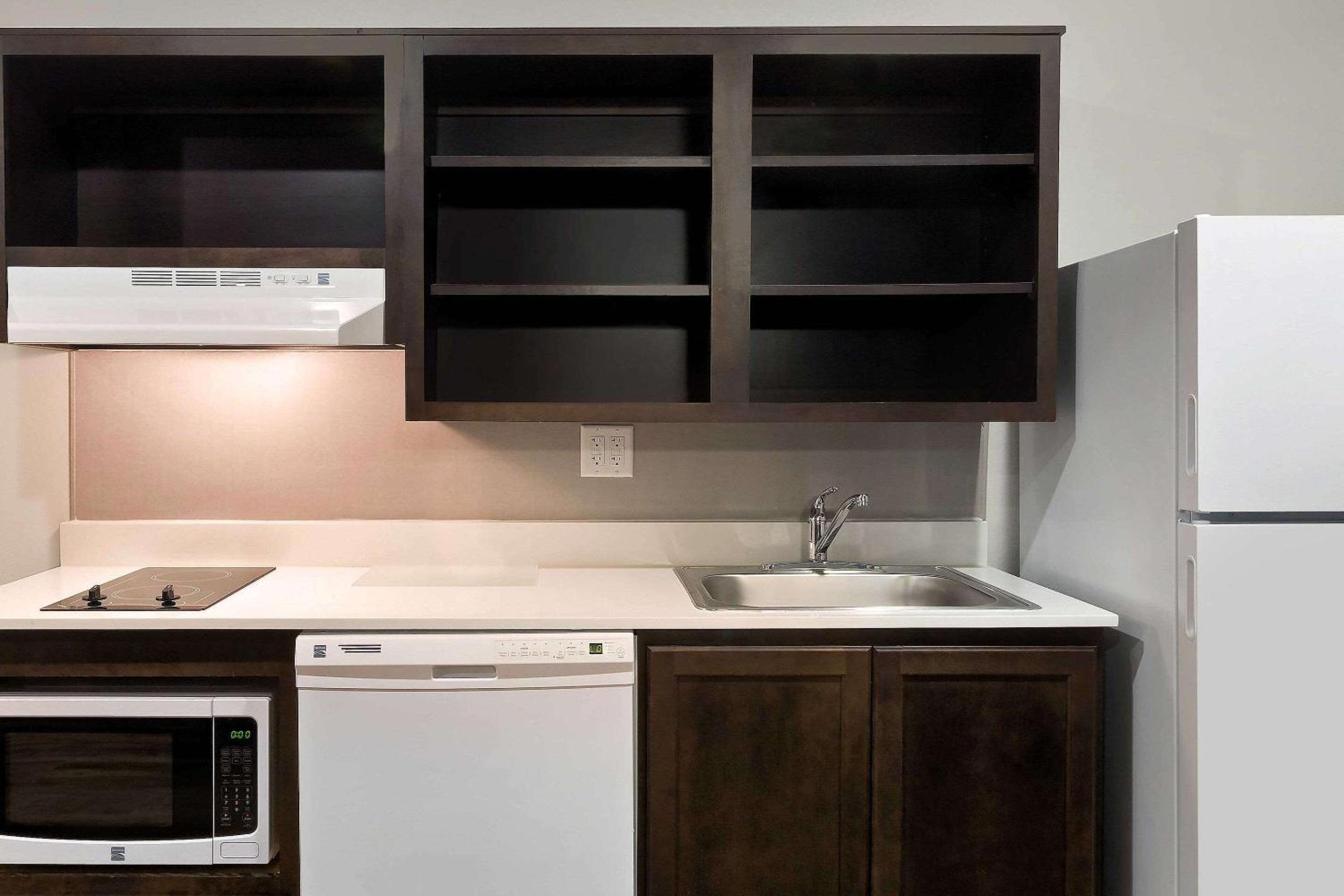 Woodspring Suites Houston IAH Airport