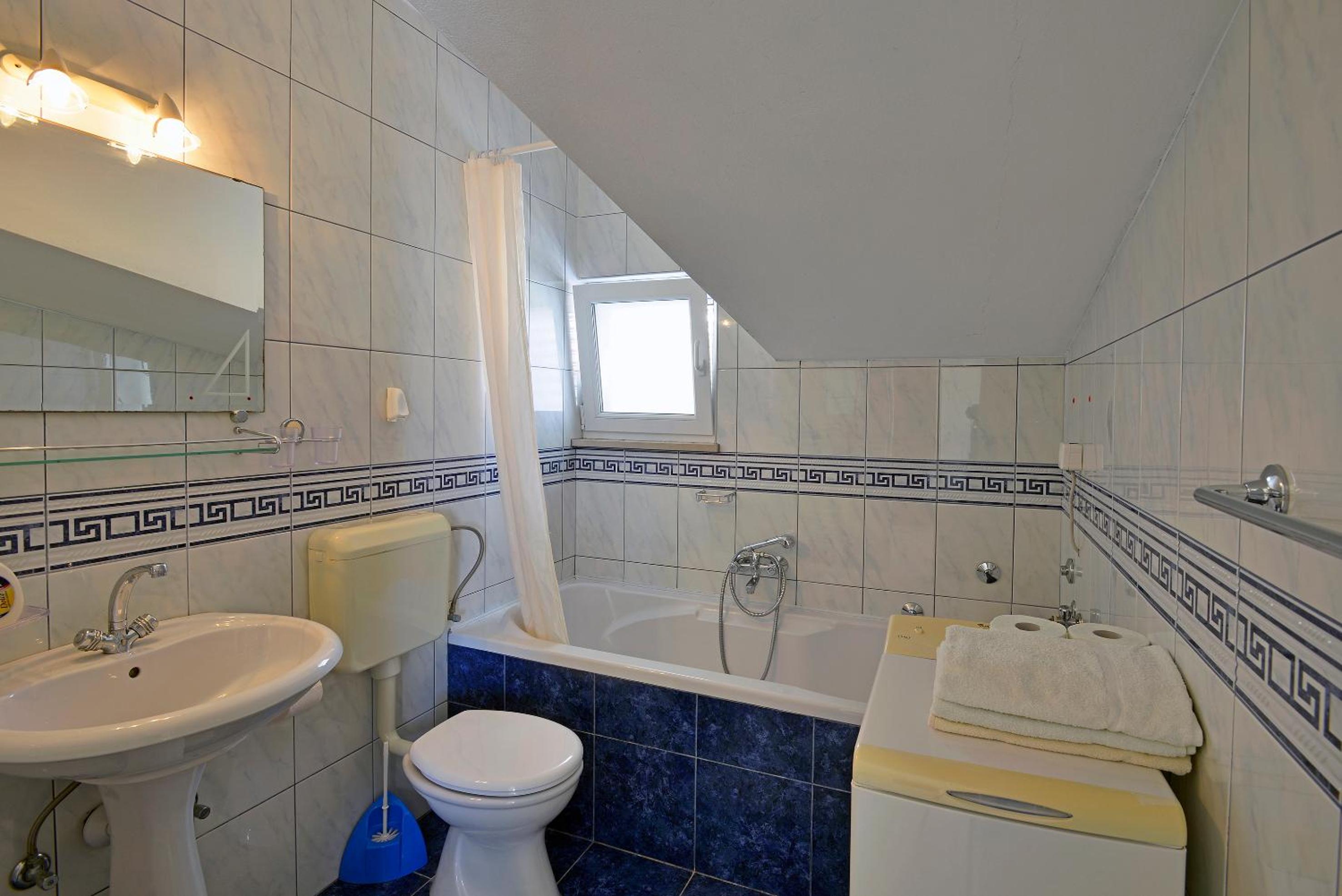 Apartments Dinka Miličić view 5