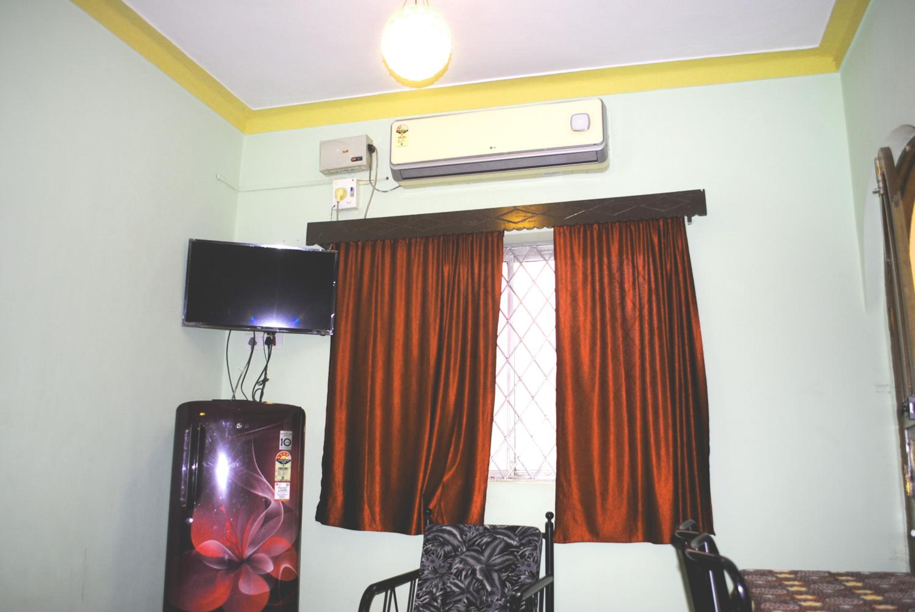 Joe And Marietta's Guesthouse