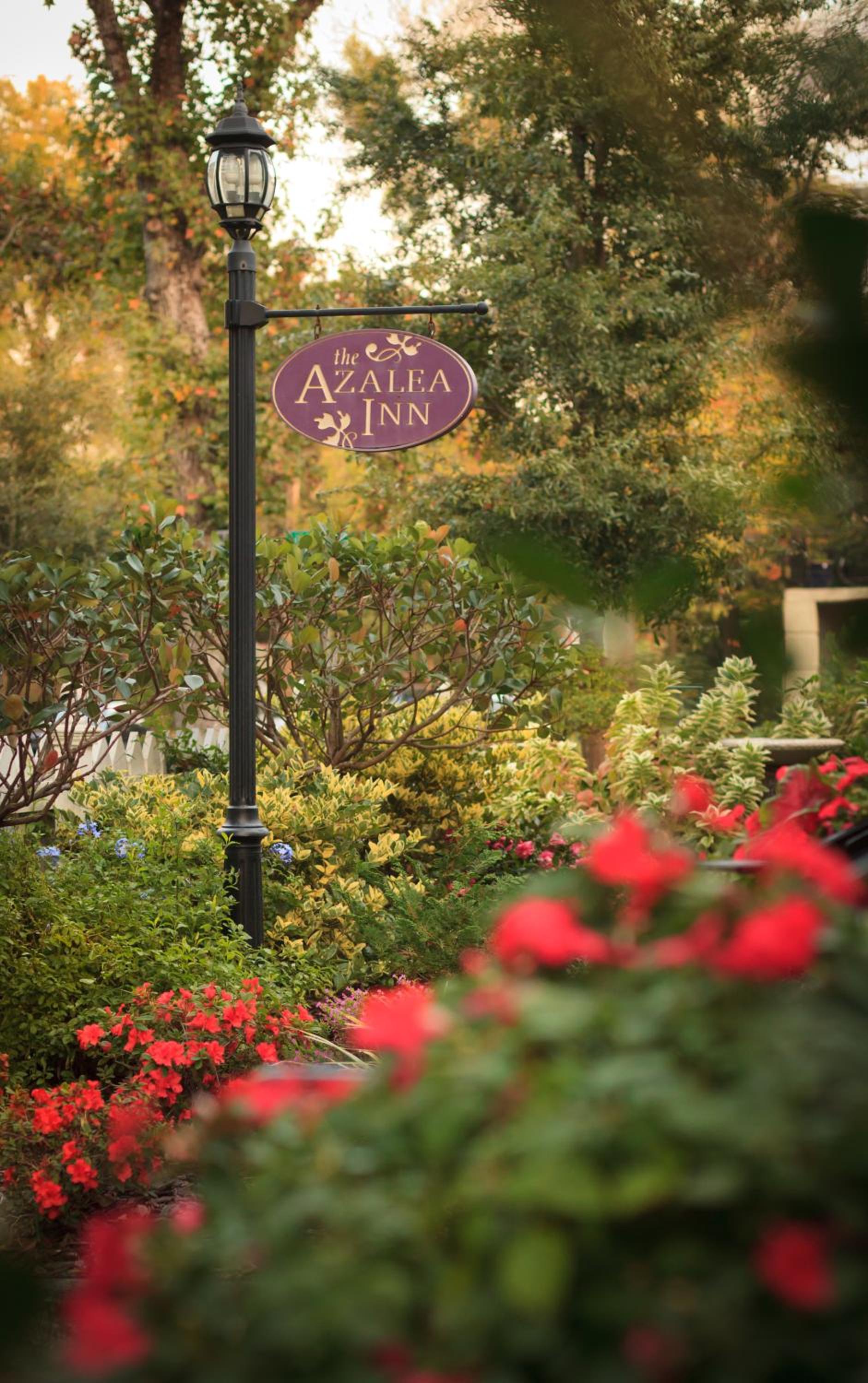 Azalea Inn and Villas