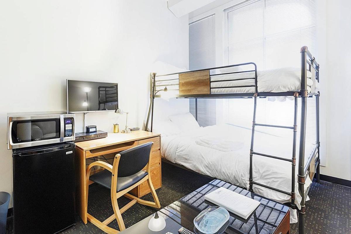 Studio Ready 4 Students & Traveling Professionals! 310 view 2