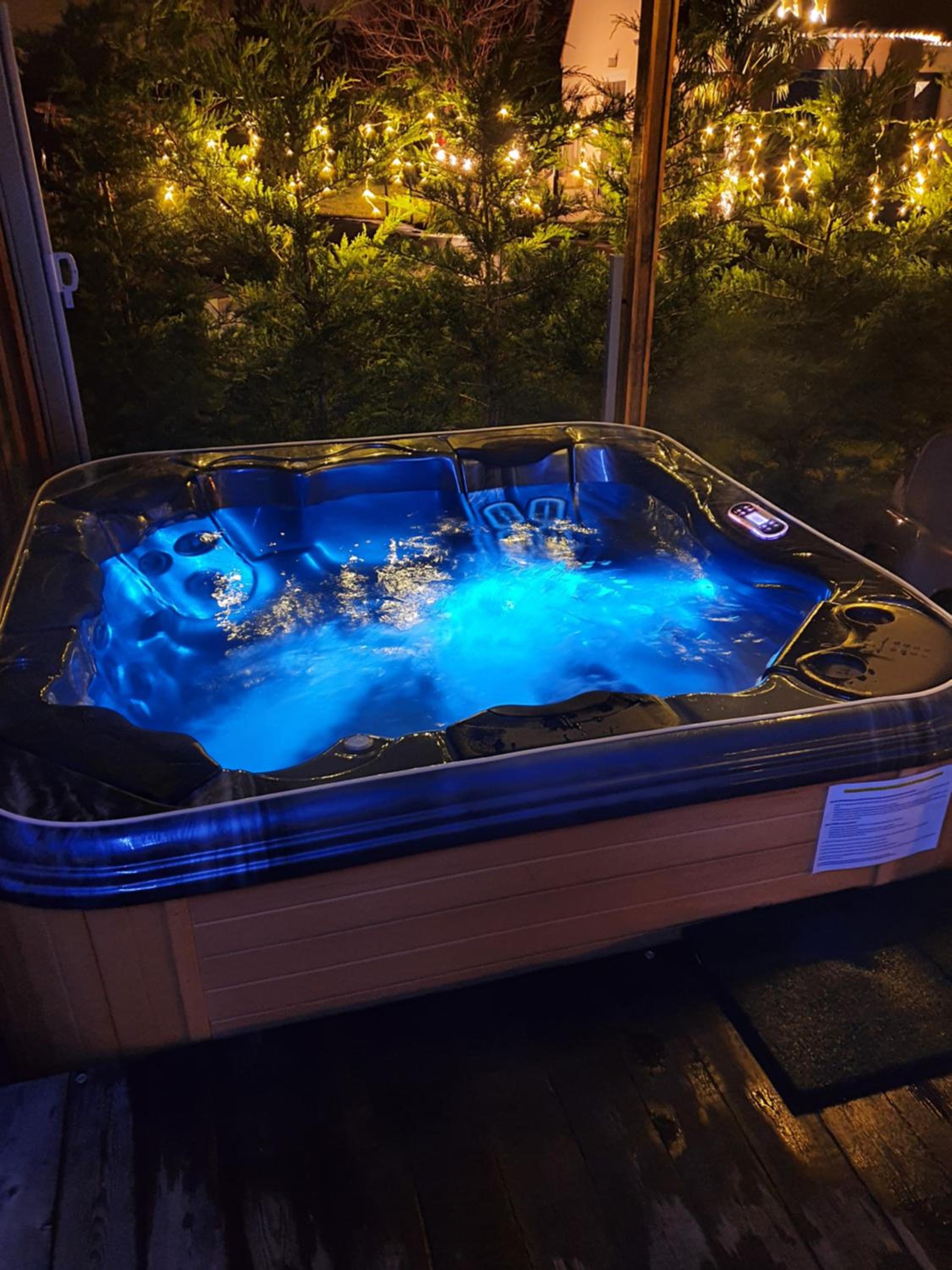 LE COTTAGE BARBIZONNAIS avec jacuzzi privé à partir de 10 ans view 5