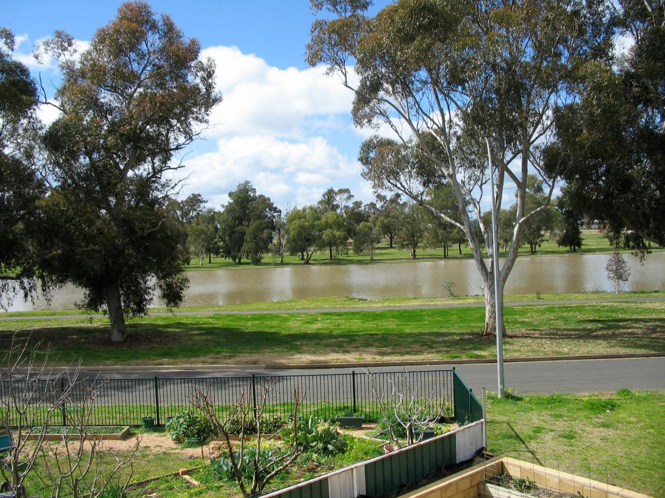 Forbes Victoria Inn