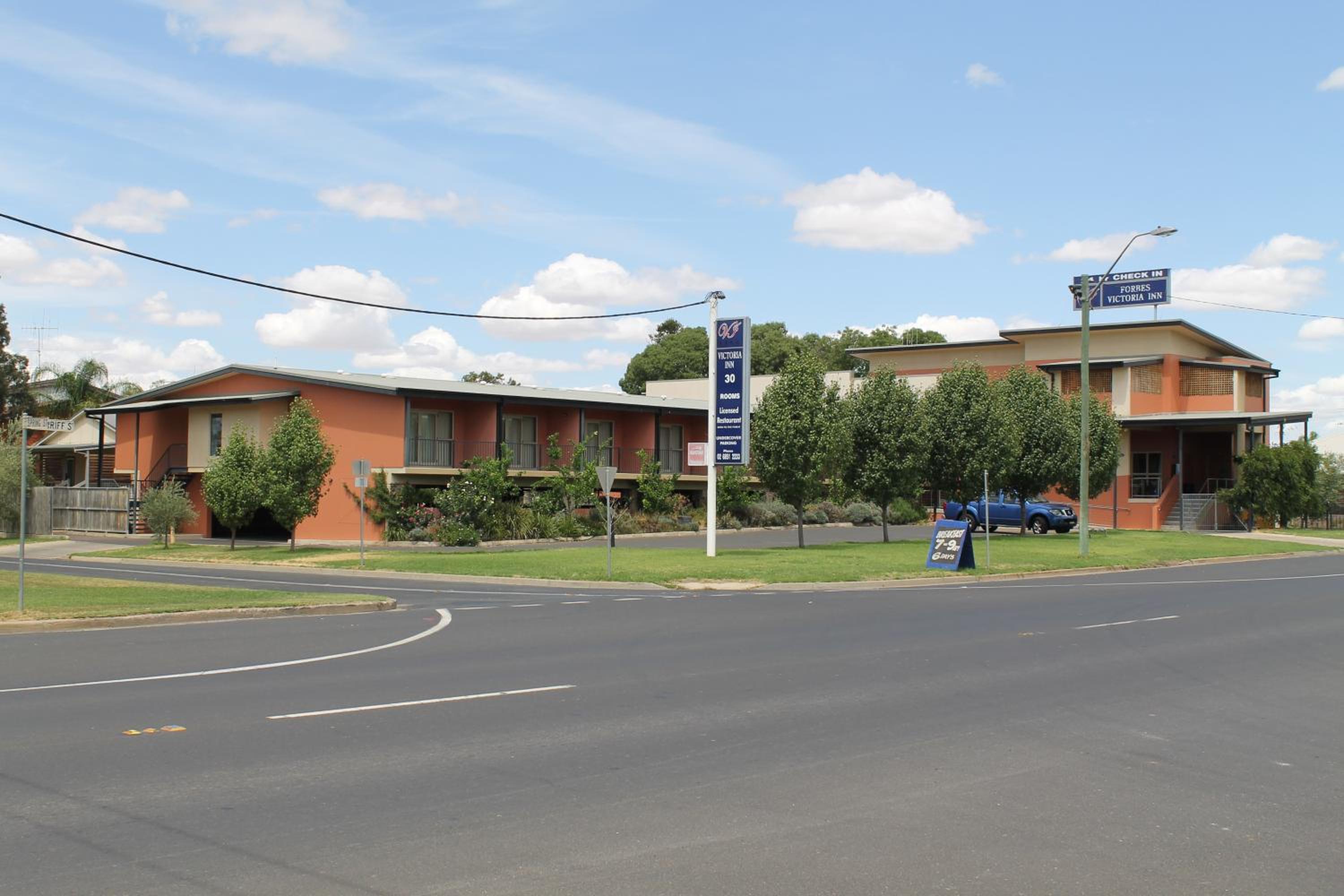 Forbes Victoria Inn