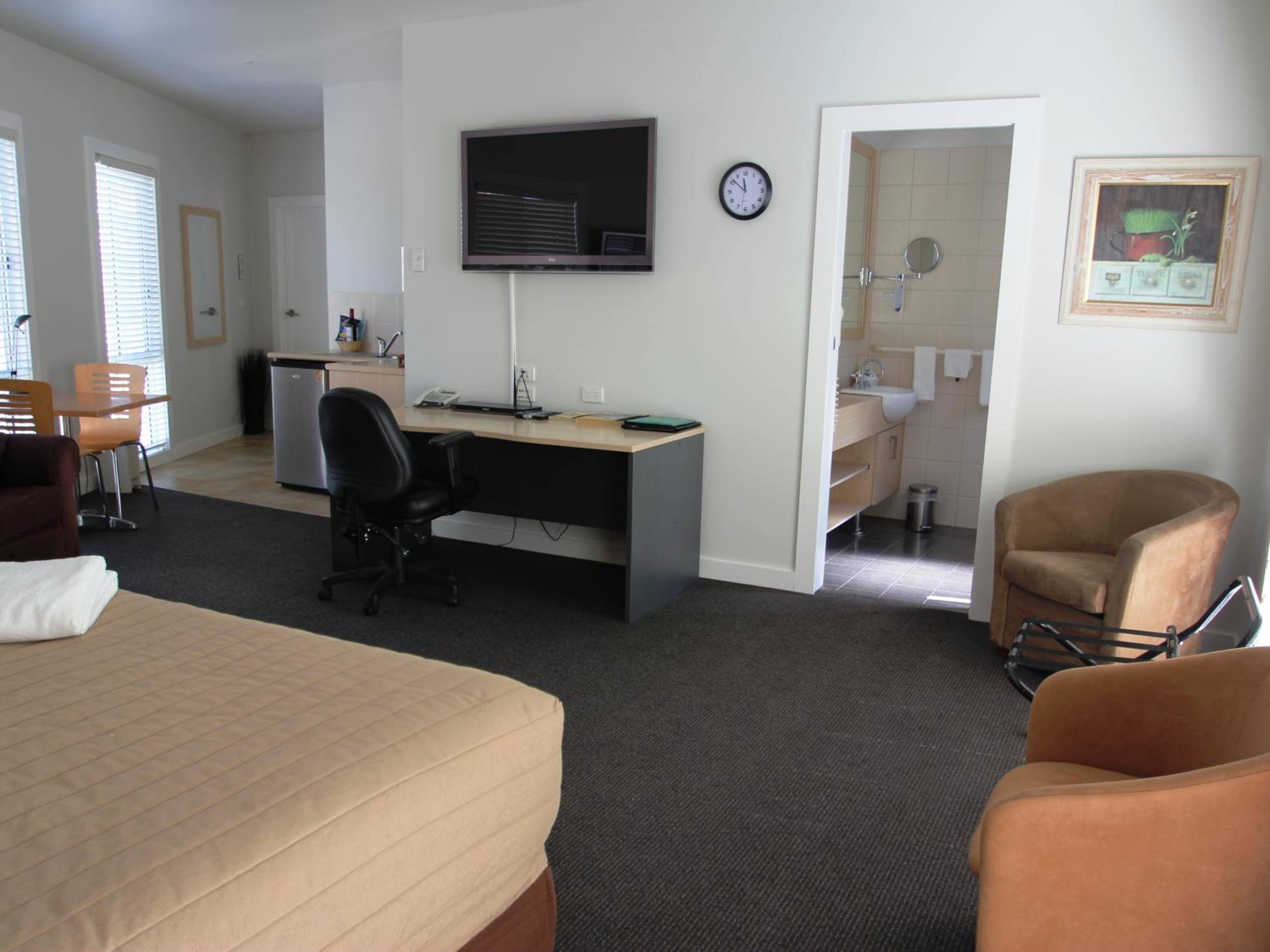 Aston Hill Motor Lodge