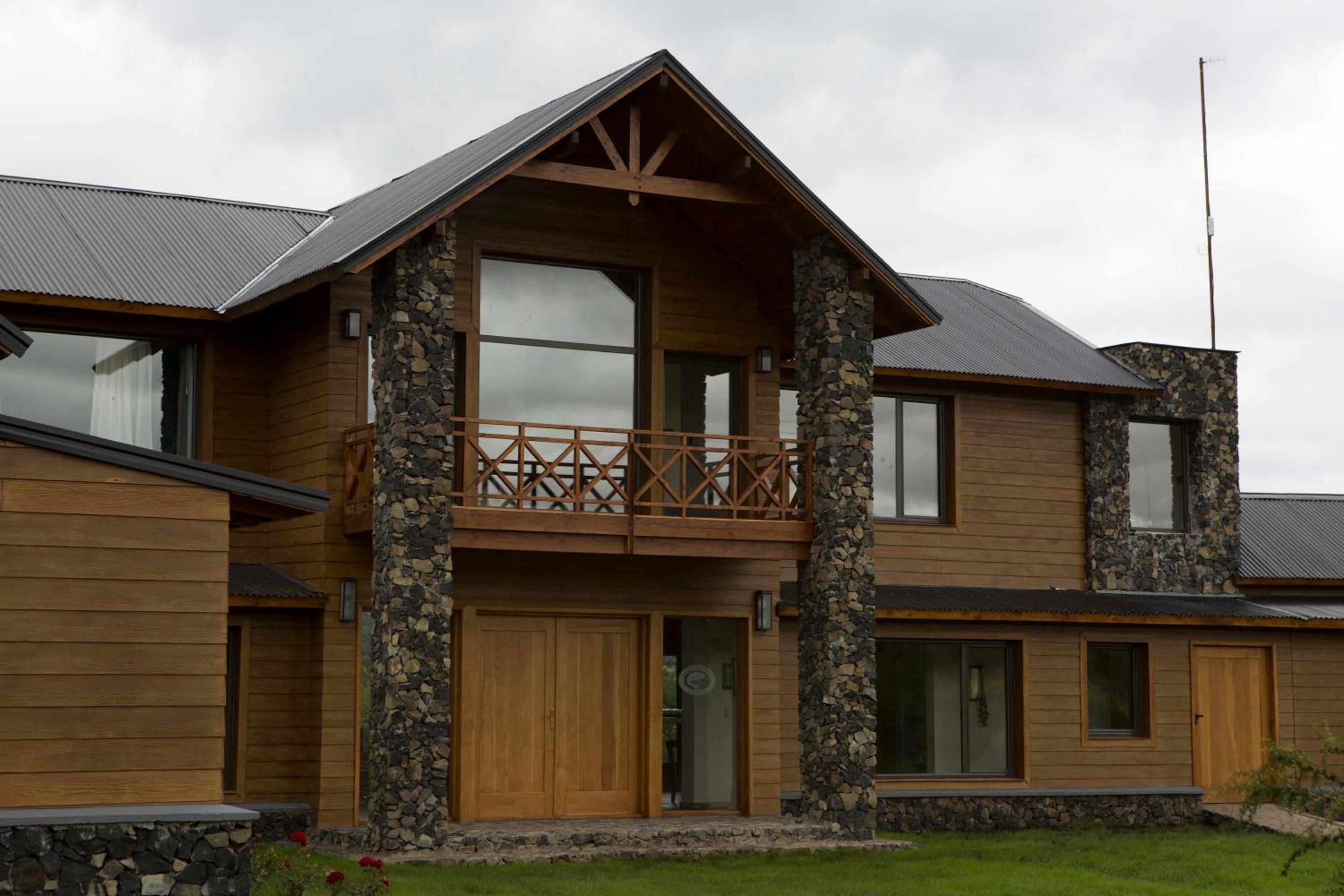 Lago Rosario Lodge