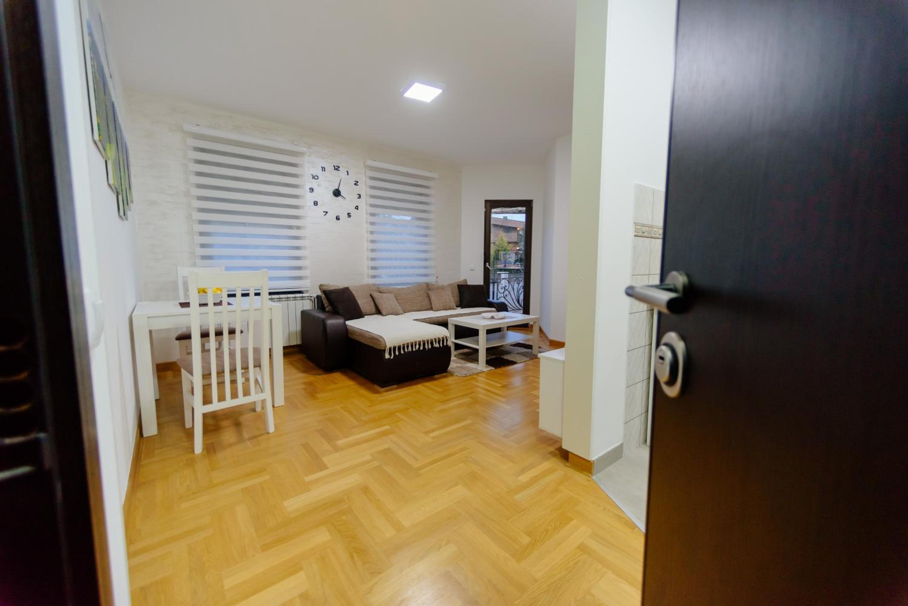 Zlatibor Apartman KRF 04 view 2
