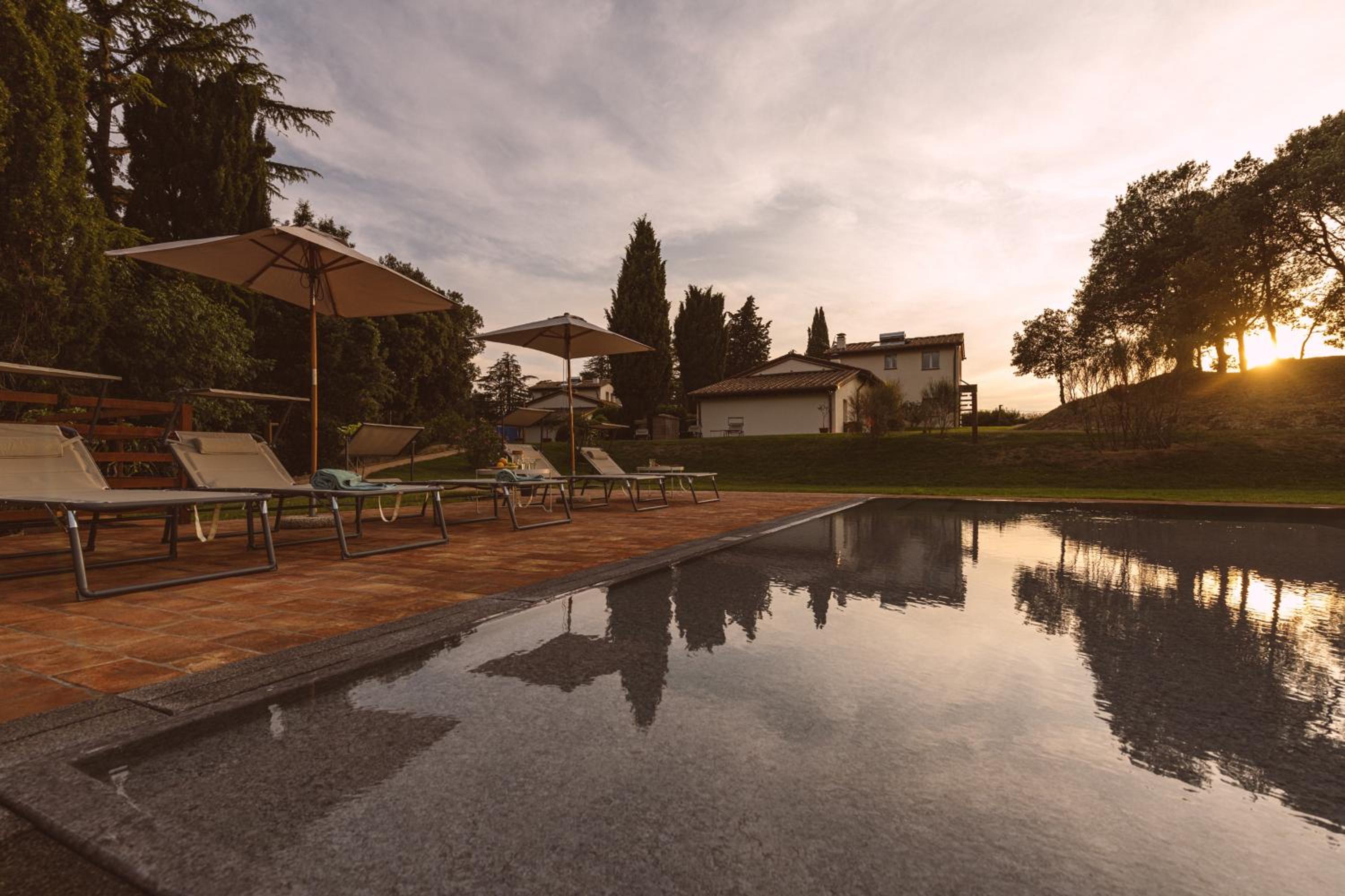 Borgo Le Colline Luxury Agriturismo in Tuscany view 2