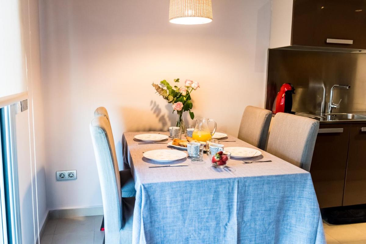 Hauzify I Apartaments Grup Claustre view 4