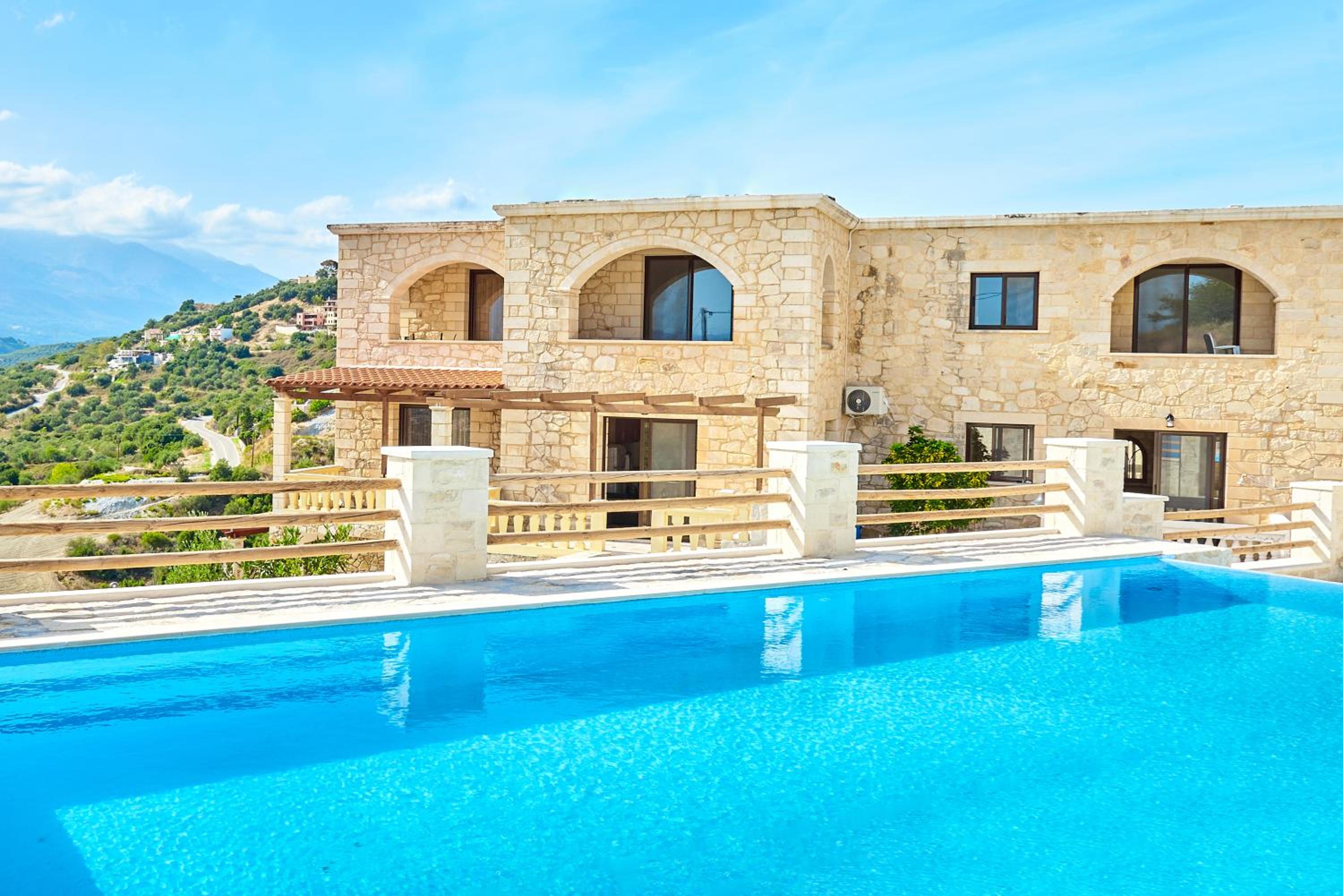 Hotel ANEMOS residence - Image 1