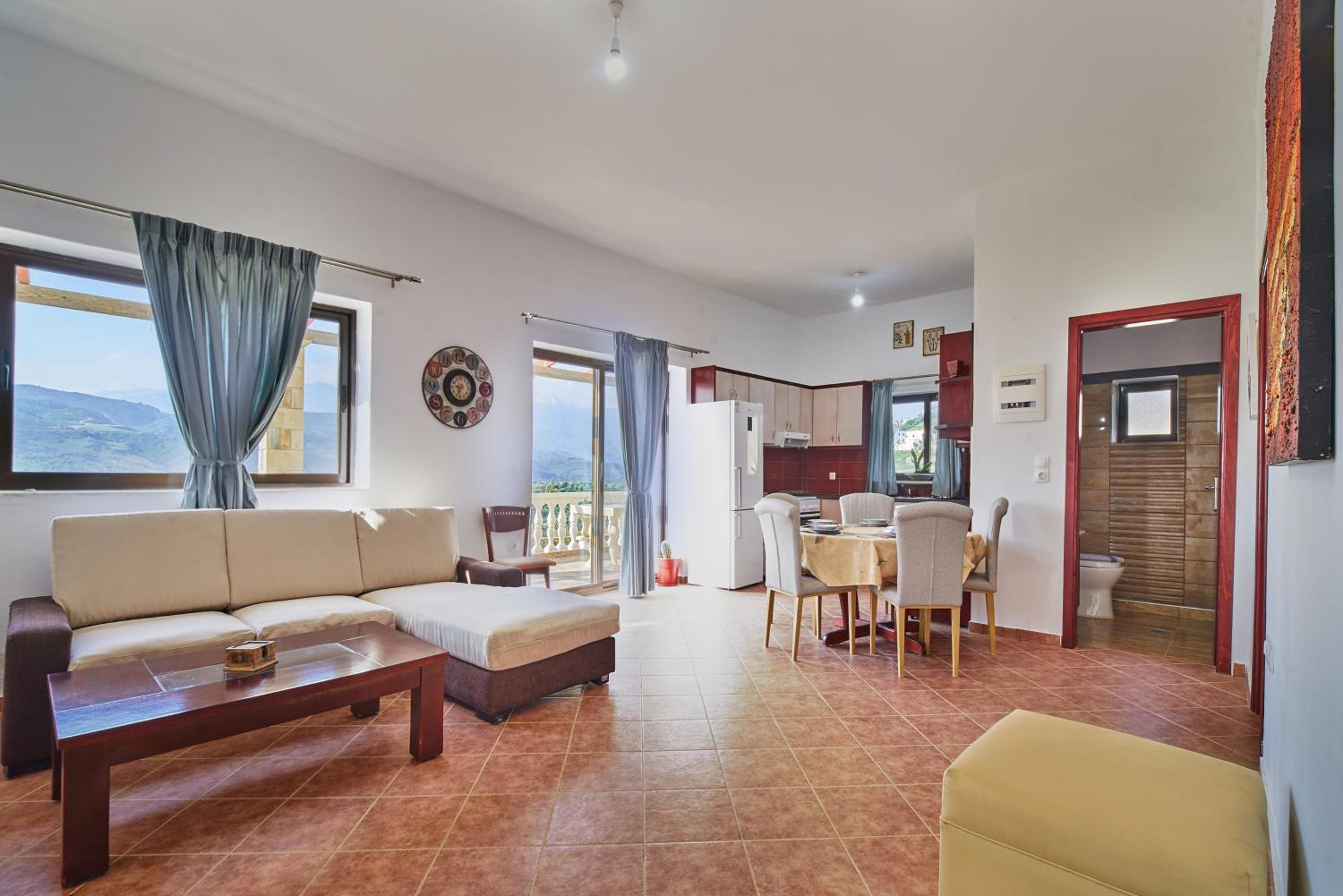Photo 37