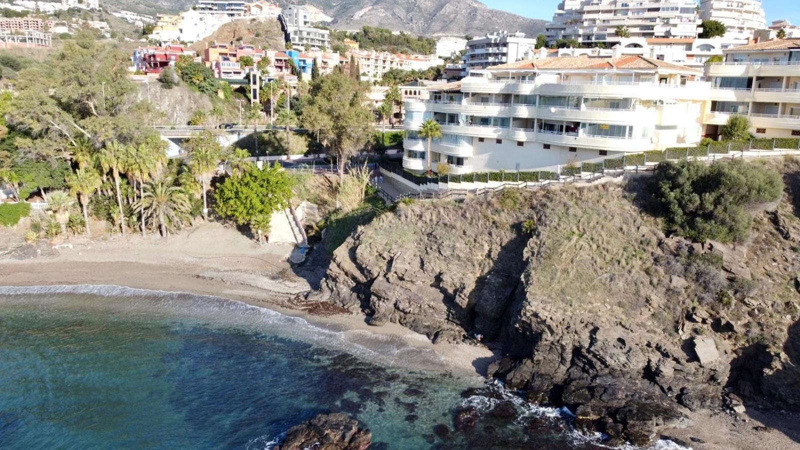 Costa Quebrada Residencial 1 view 2