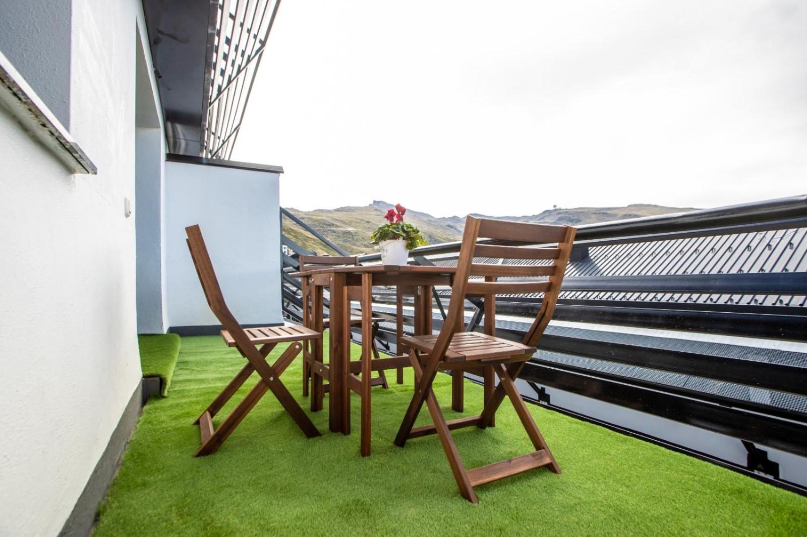 balance & terrace