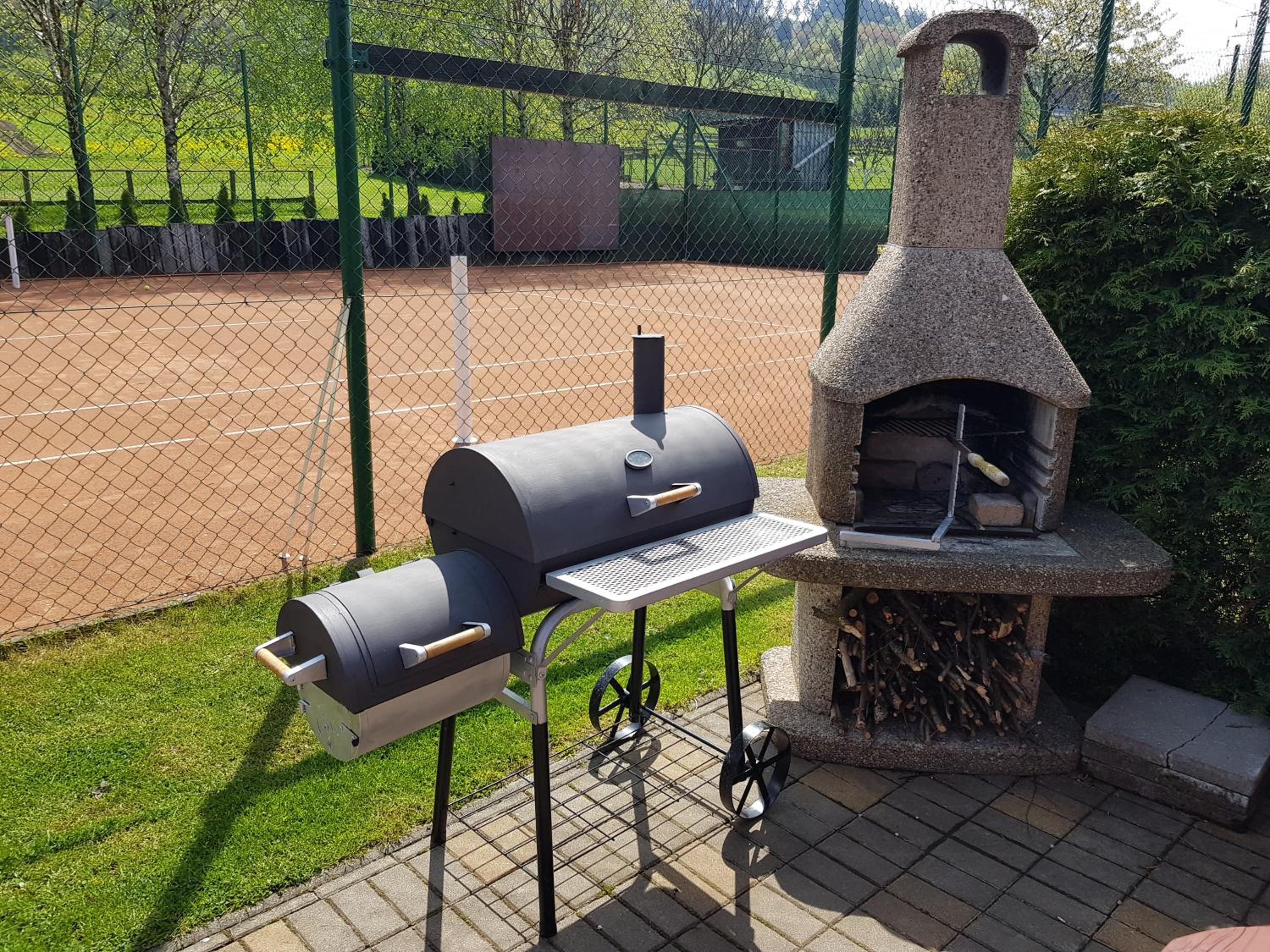 Apartmány u tenisového kurtu