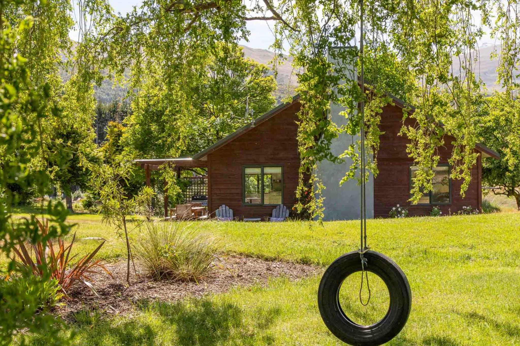 Hotel Arrowtown Country Cottage - Image 1