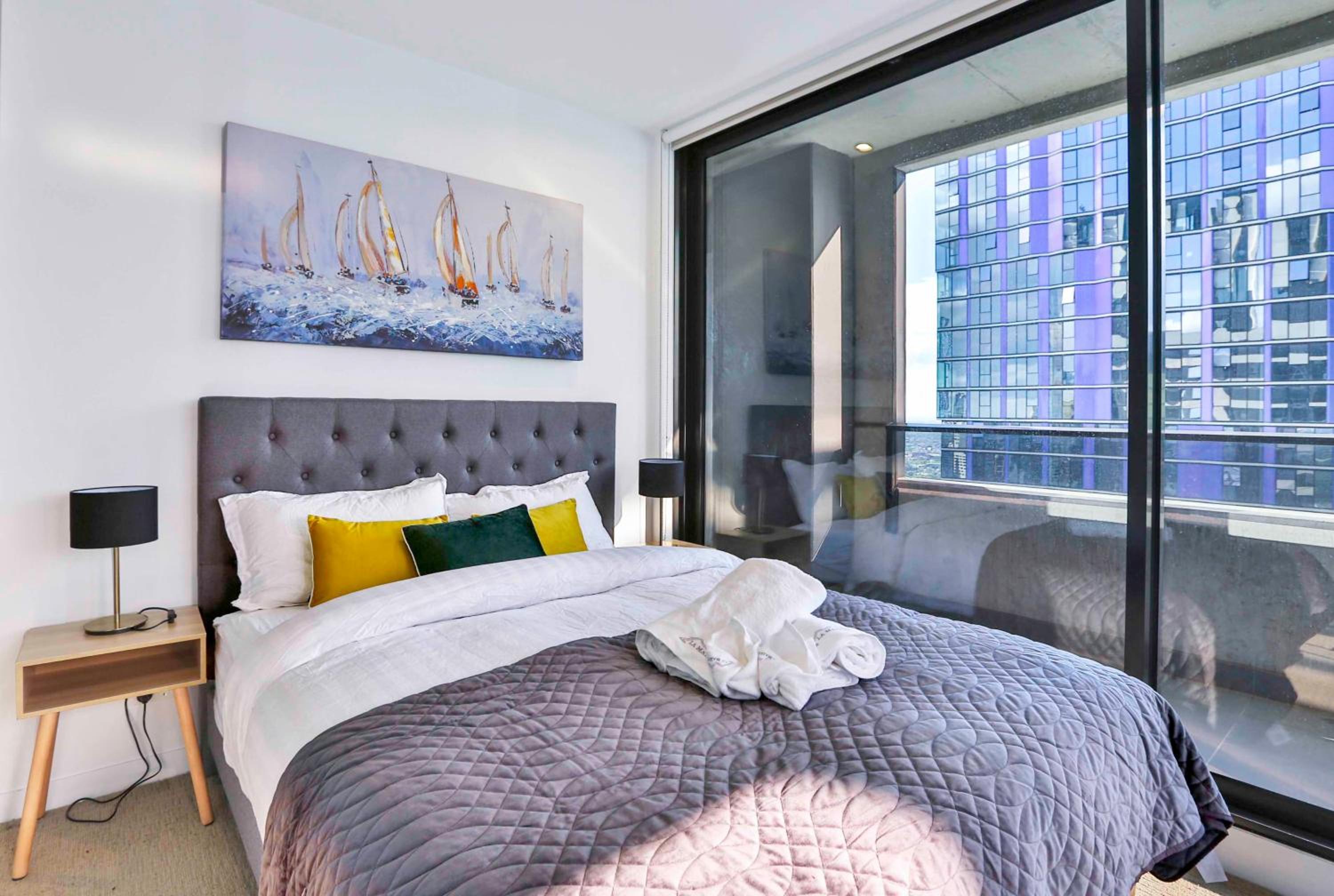 MY80 Apartment located in the inner of Melbourne CBD view 2