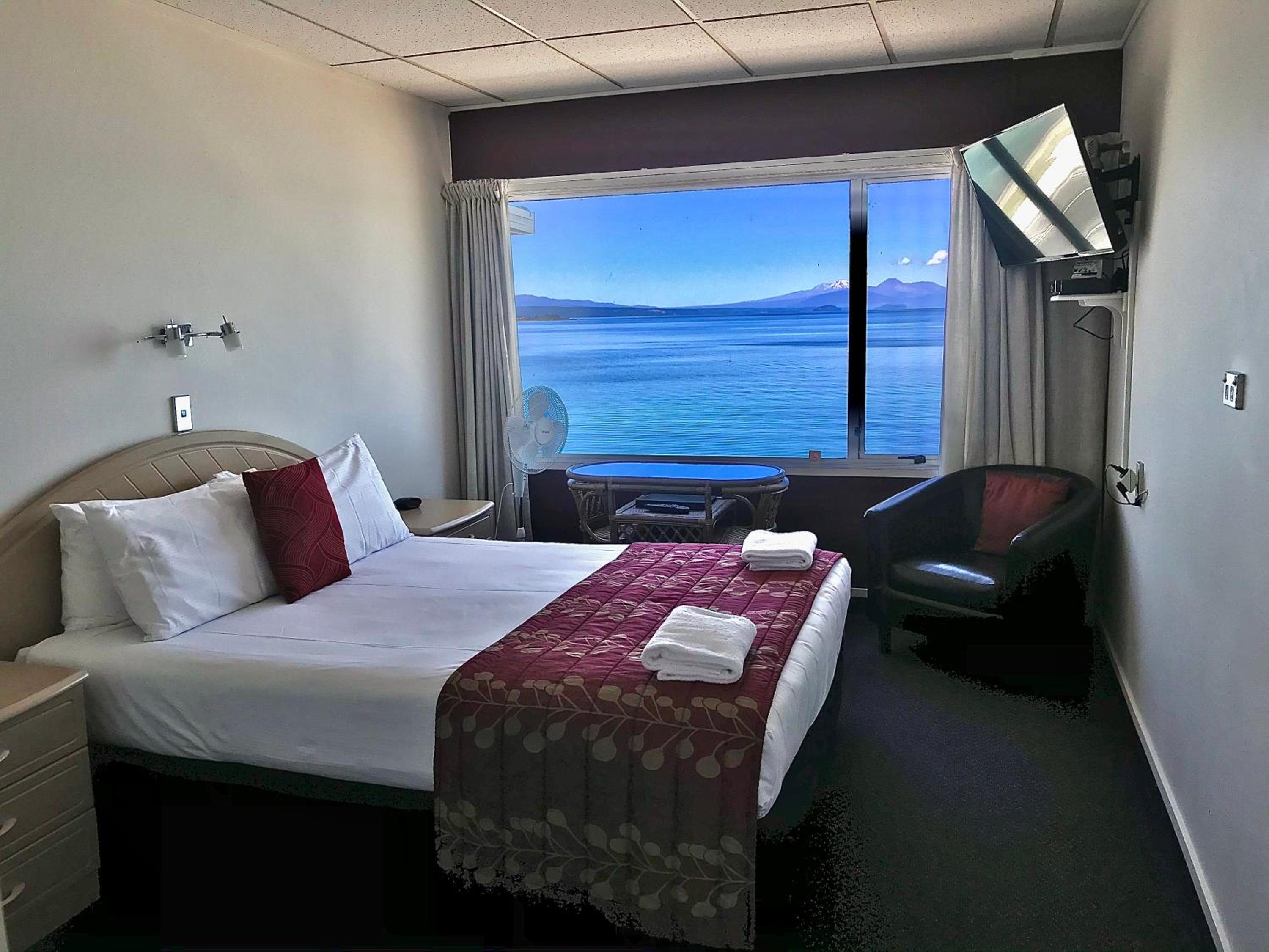 Tui Oaks Motel — photo 68