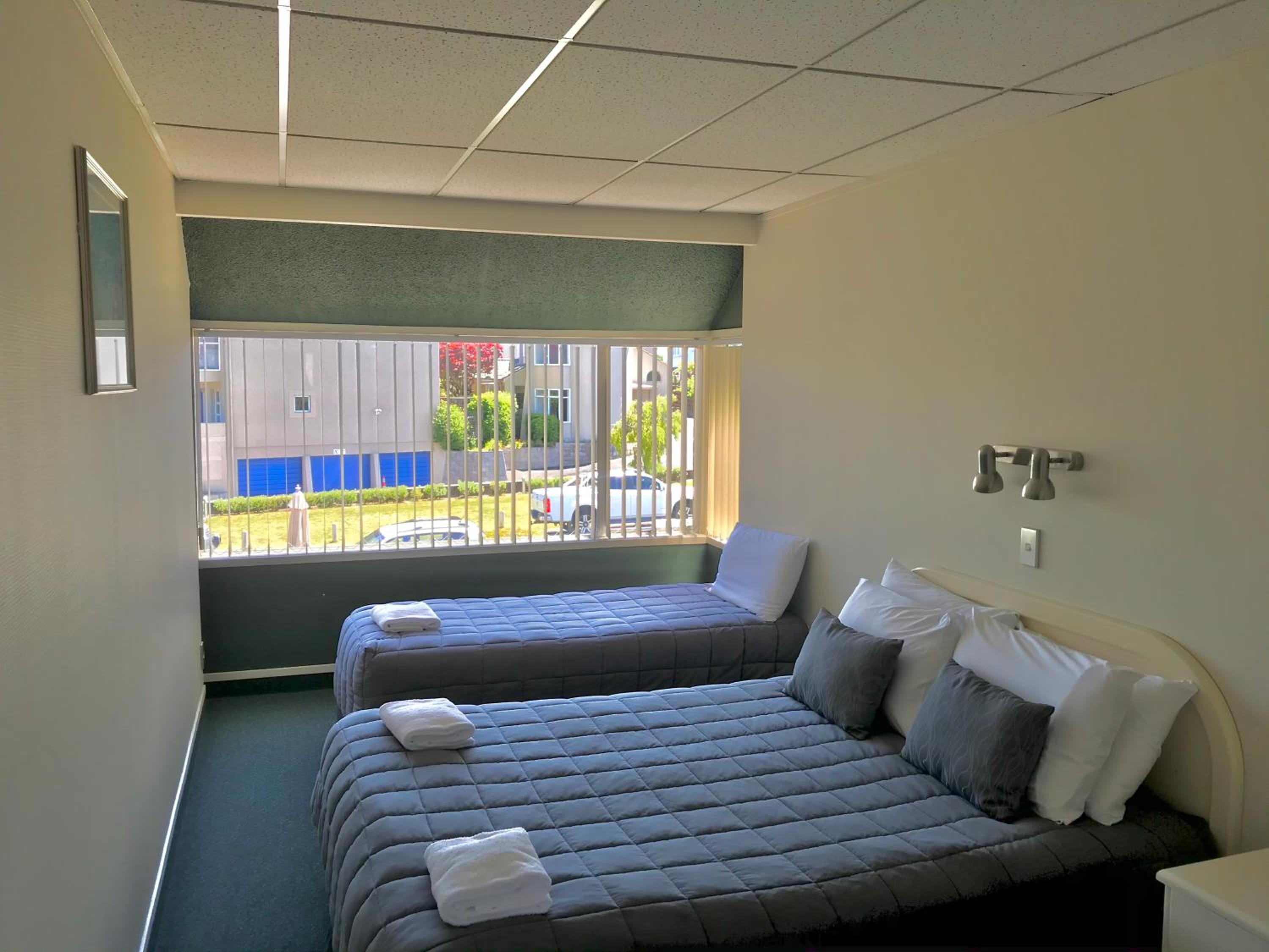 Tui Oaks Motel — photo 73