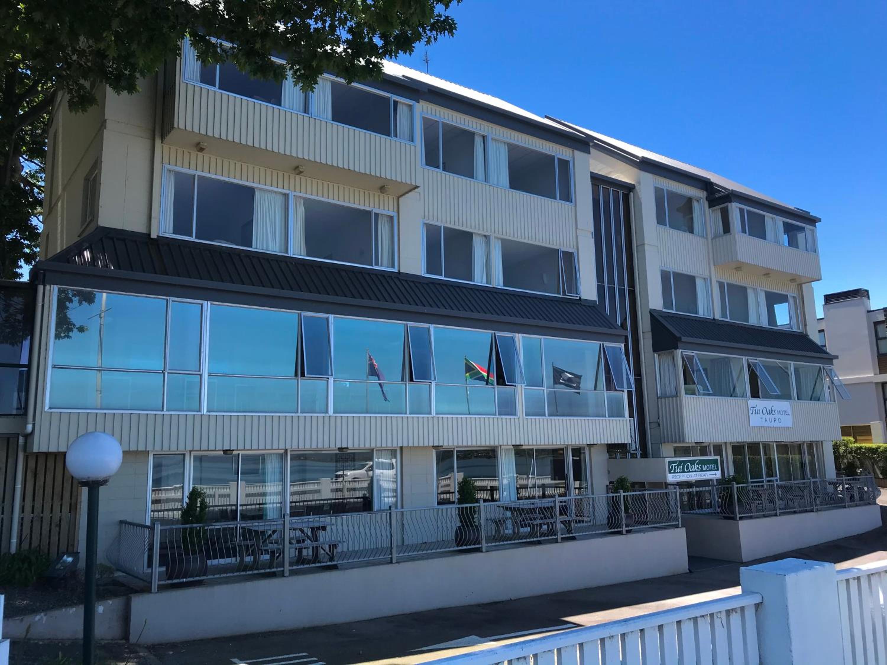 Tui Oaks Motel