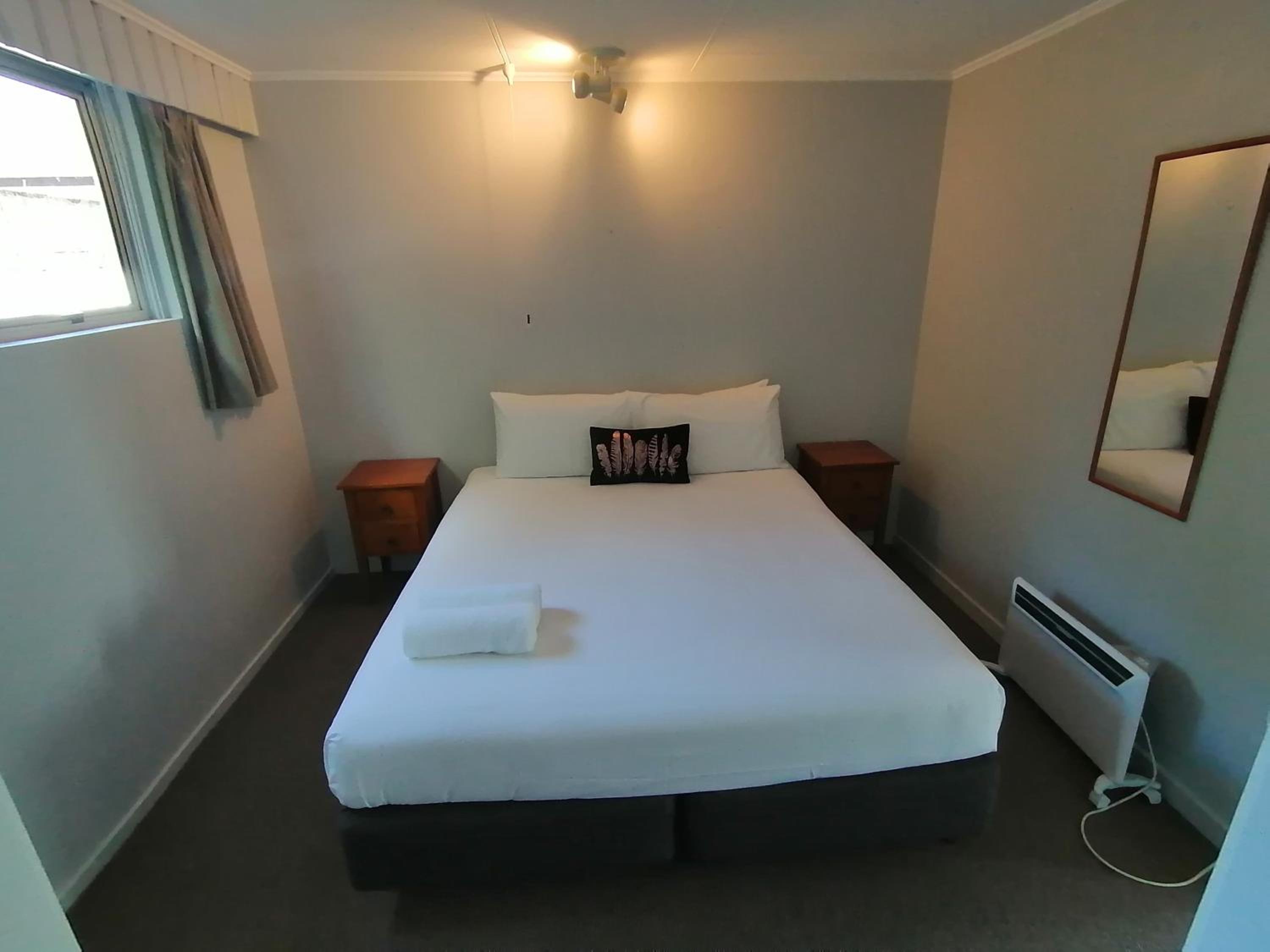 Edgewater Motel