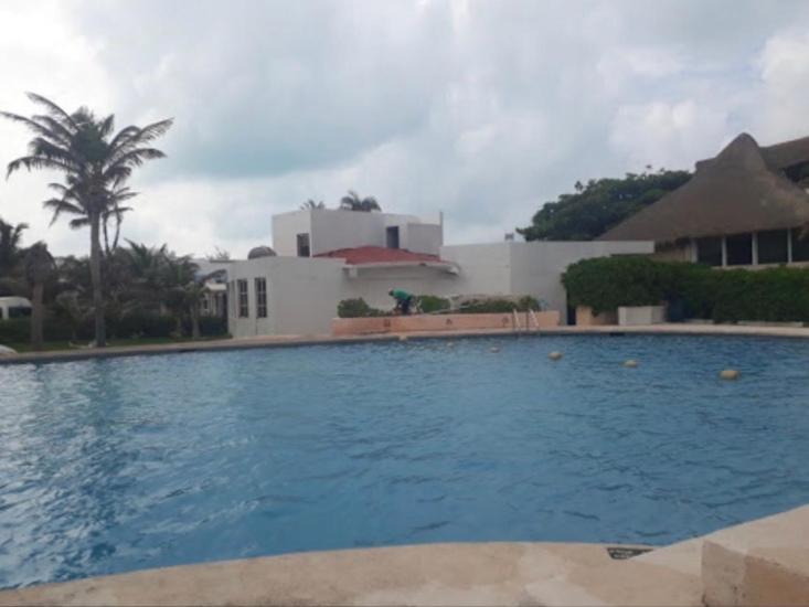 Studio oceanfront prime location