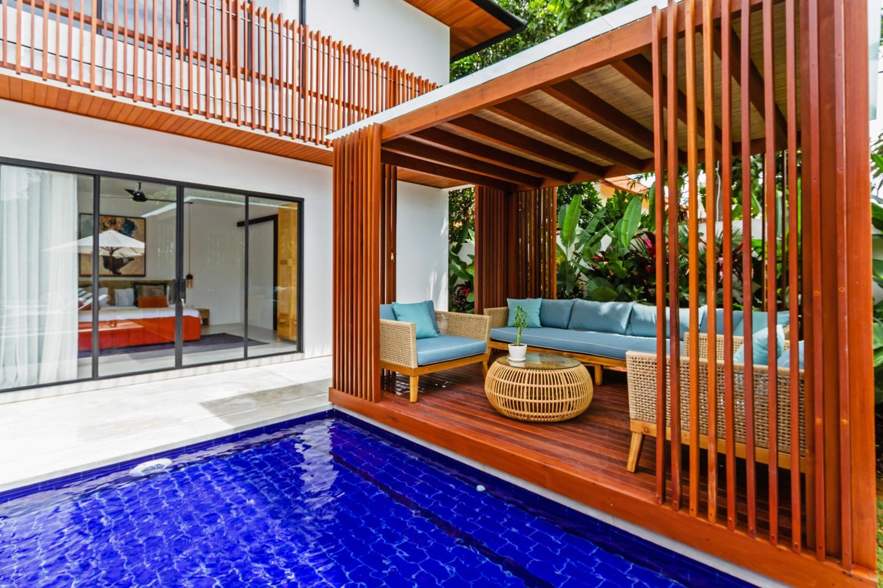 THE BOTANICAL 6 BED LUXURY 900 meter from beach view 5