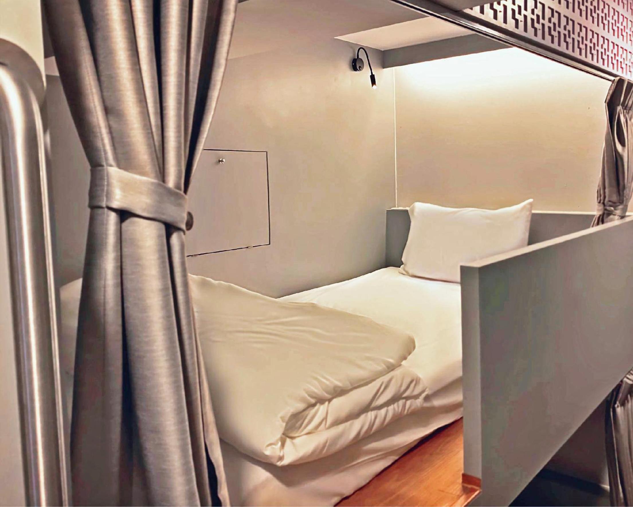 Capzule Bed Phuket view 3