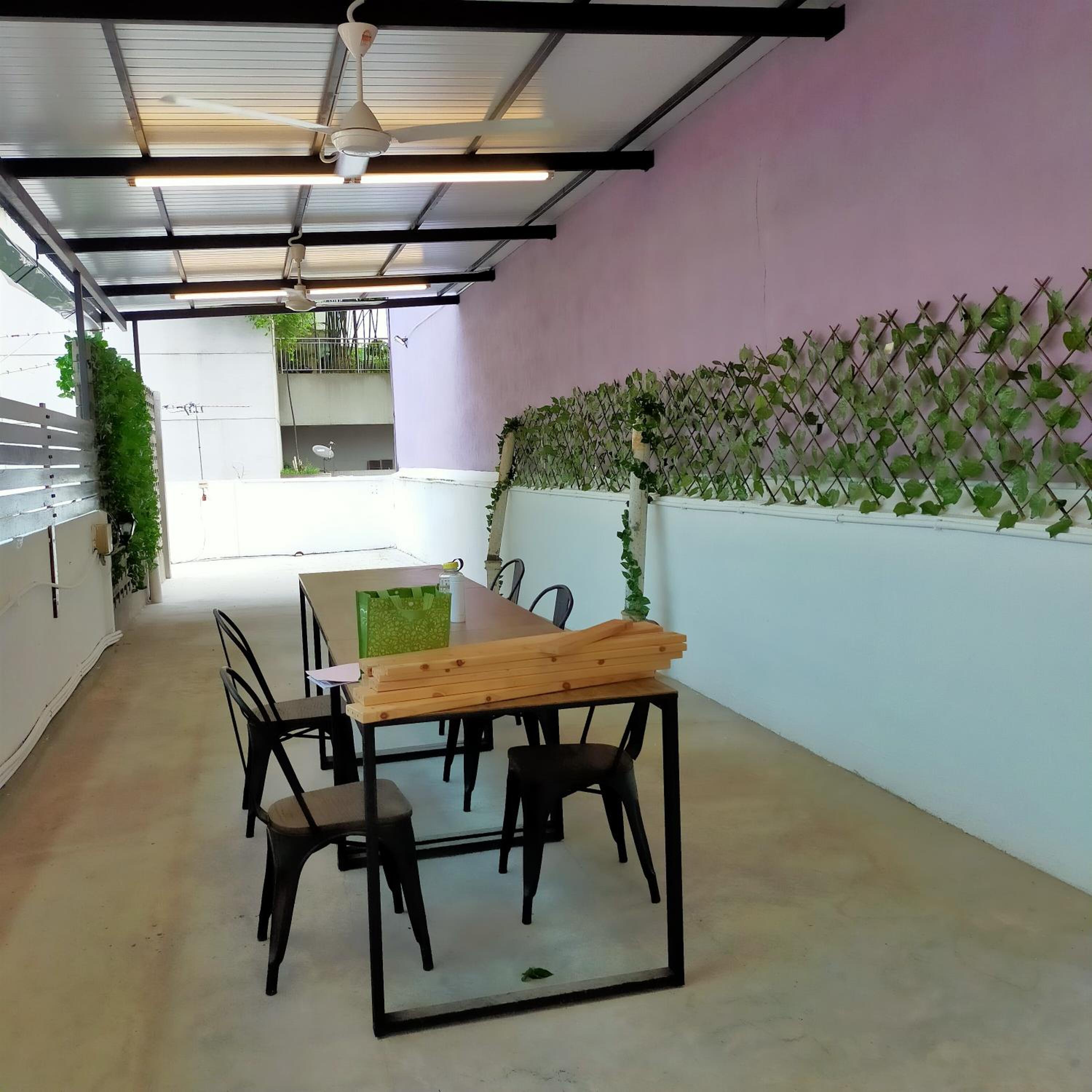 Digital Nomad House KL Bukit Bintang - 24&7 Coworking Access Included