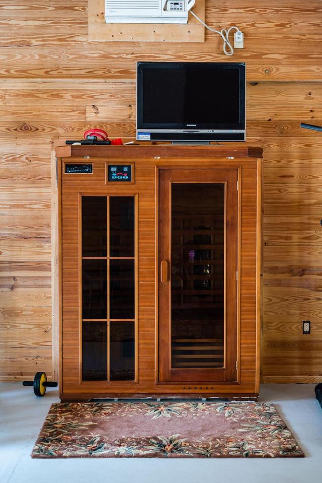 PRIVATE Log Cabin with Indoor pool sauna and gym YOU RENT IT ALL NO ONE ELSE view 2