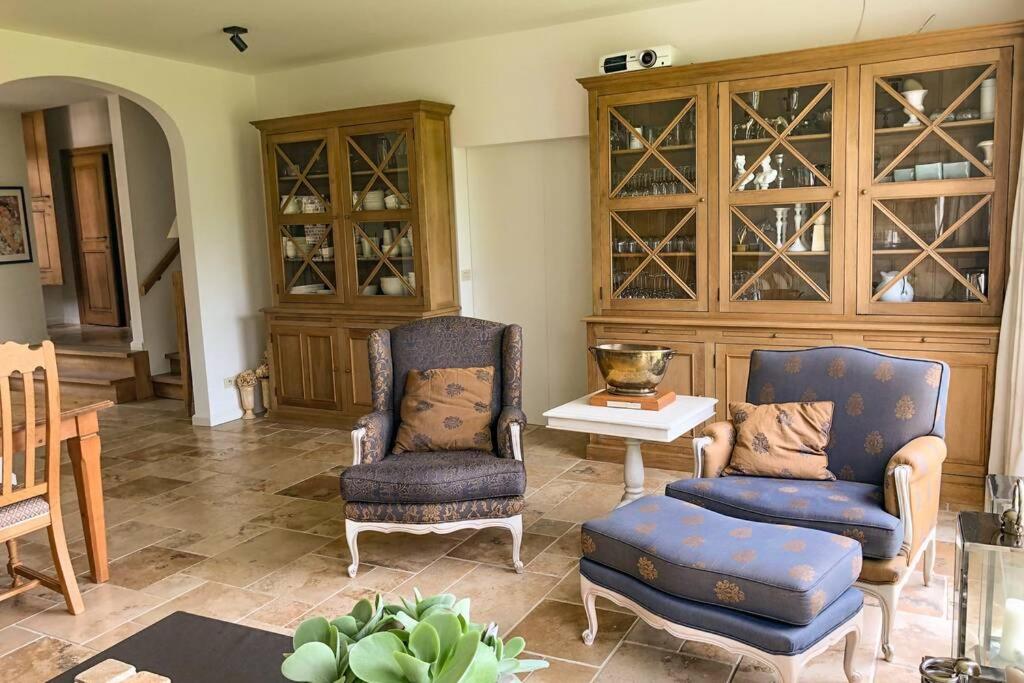Gastenhuis prachtige Historische Vierkant Hoeve