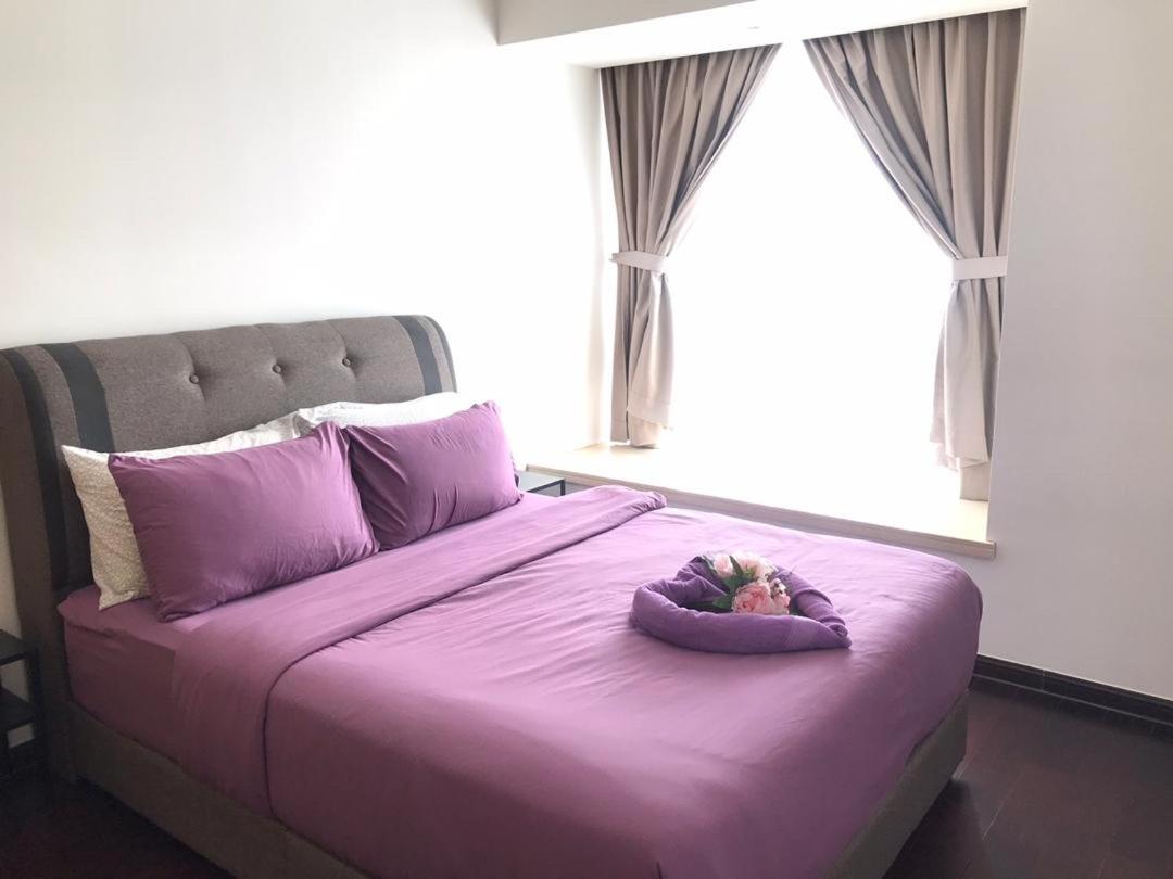 JB City CIQ-R&F Shopping Mall Apartment