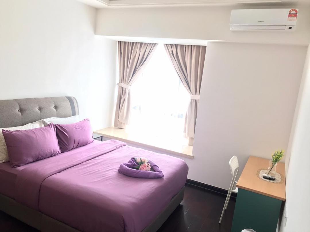JB City CIQ-R&F Shopping Mall Apartment