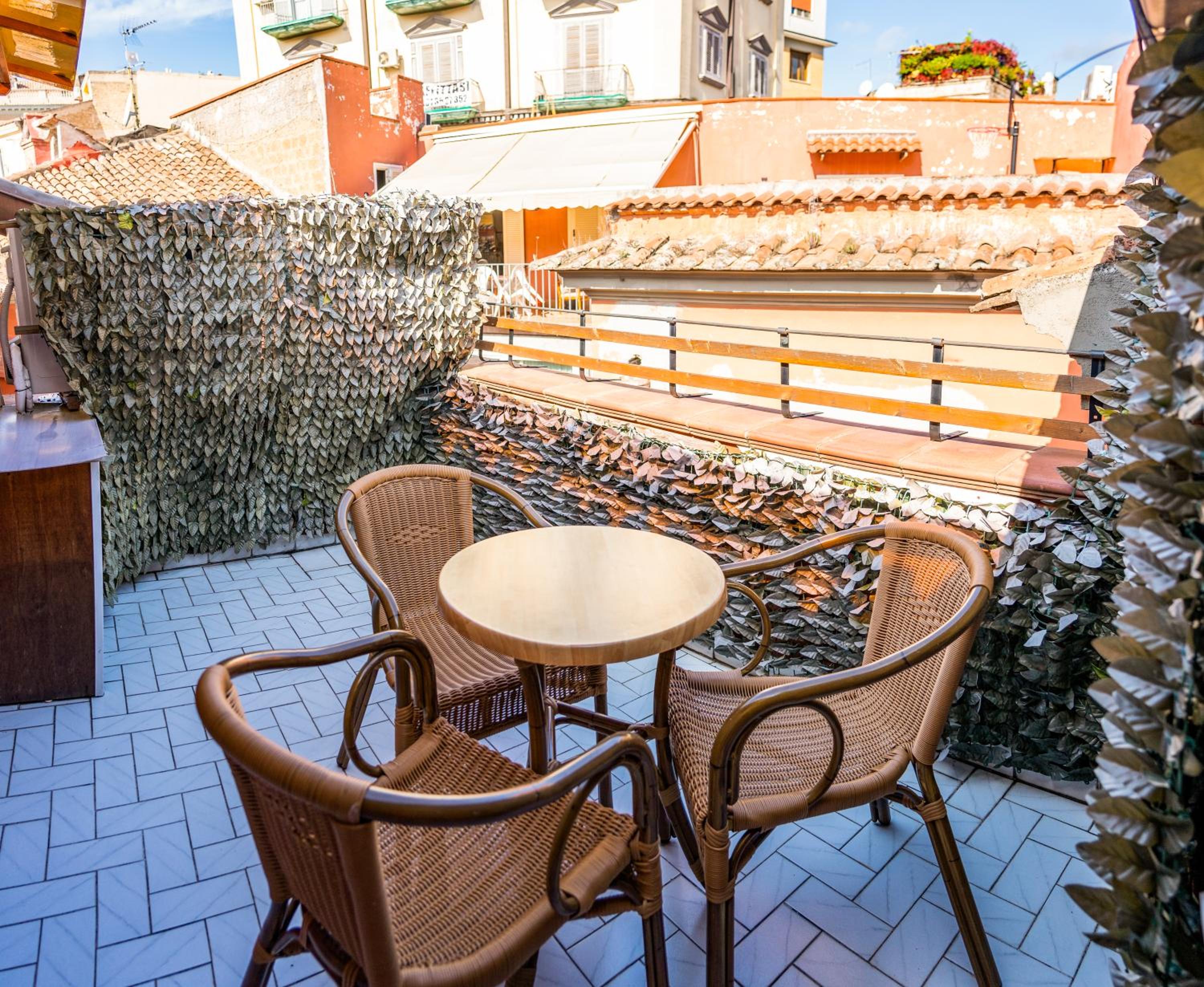 Real Borbone en Caserta — balance & terrace