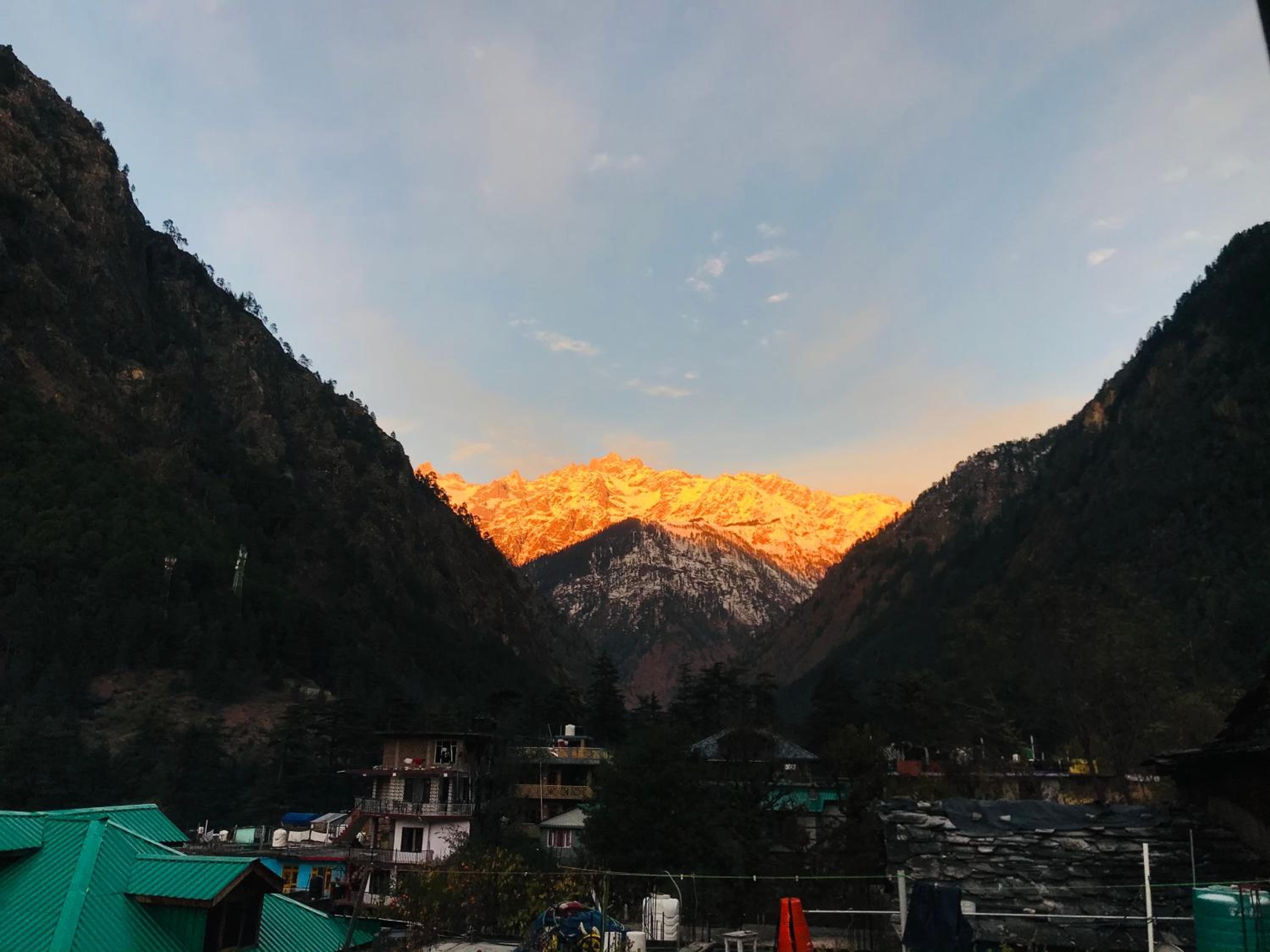 Blue star homestay kasol view 5