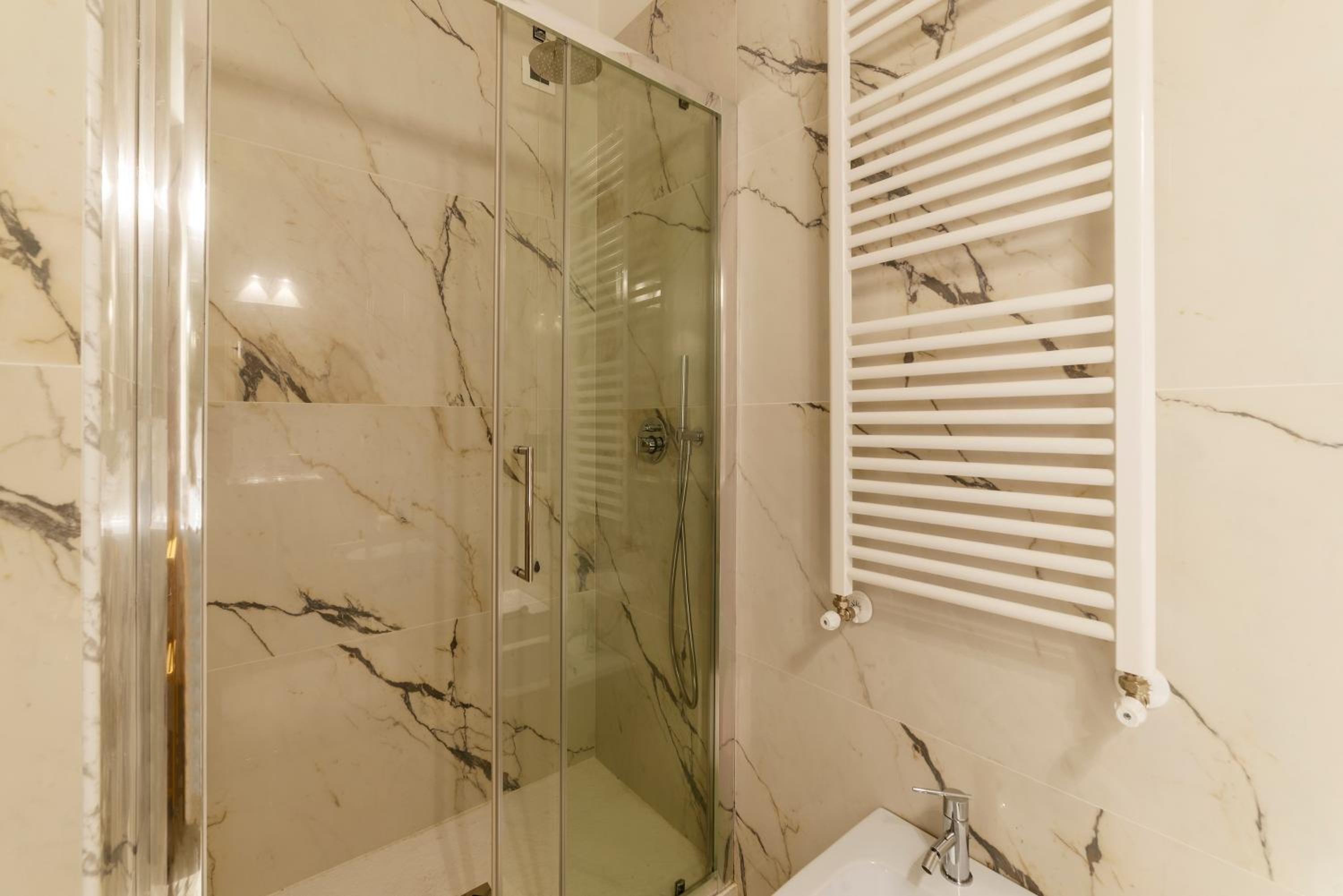 GuestHost - Sallustiano Apartments